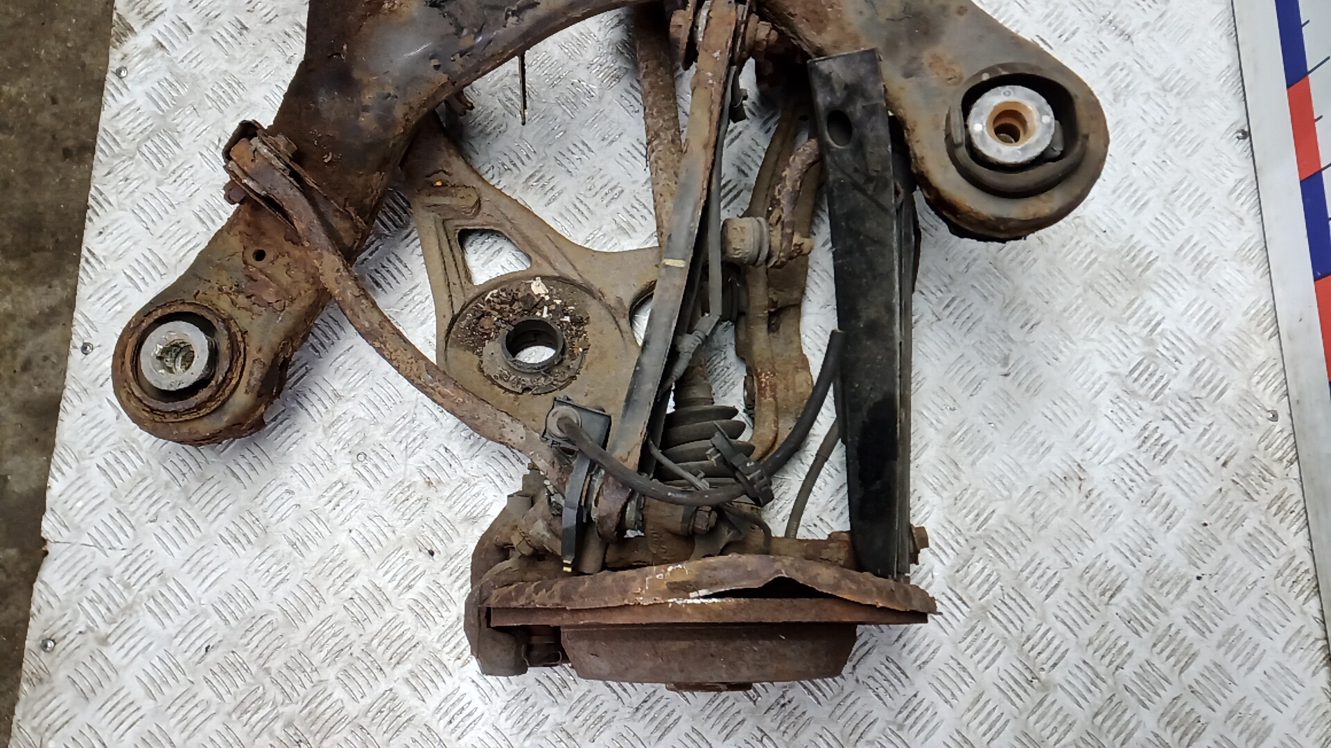 Мост задний