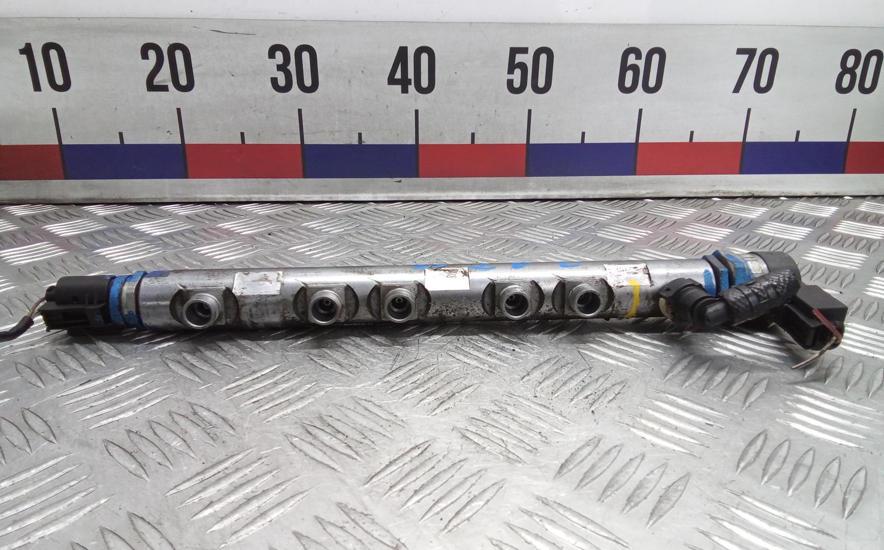 Рейка топливная (рампа)