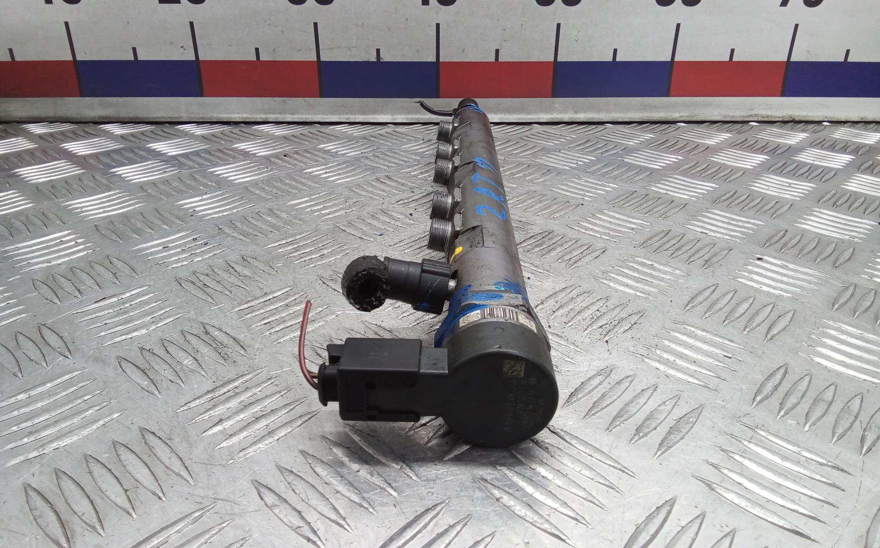 Рейка топливная (рампа)