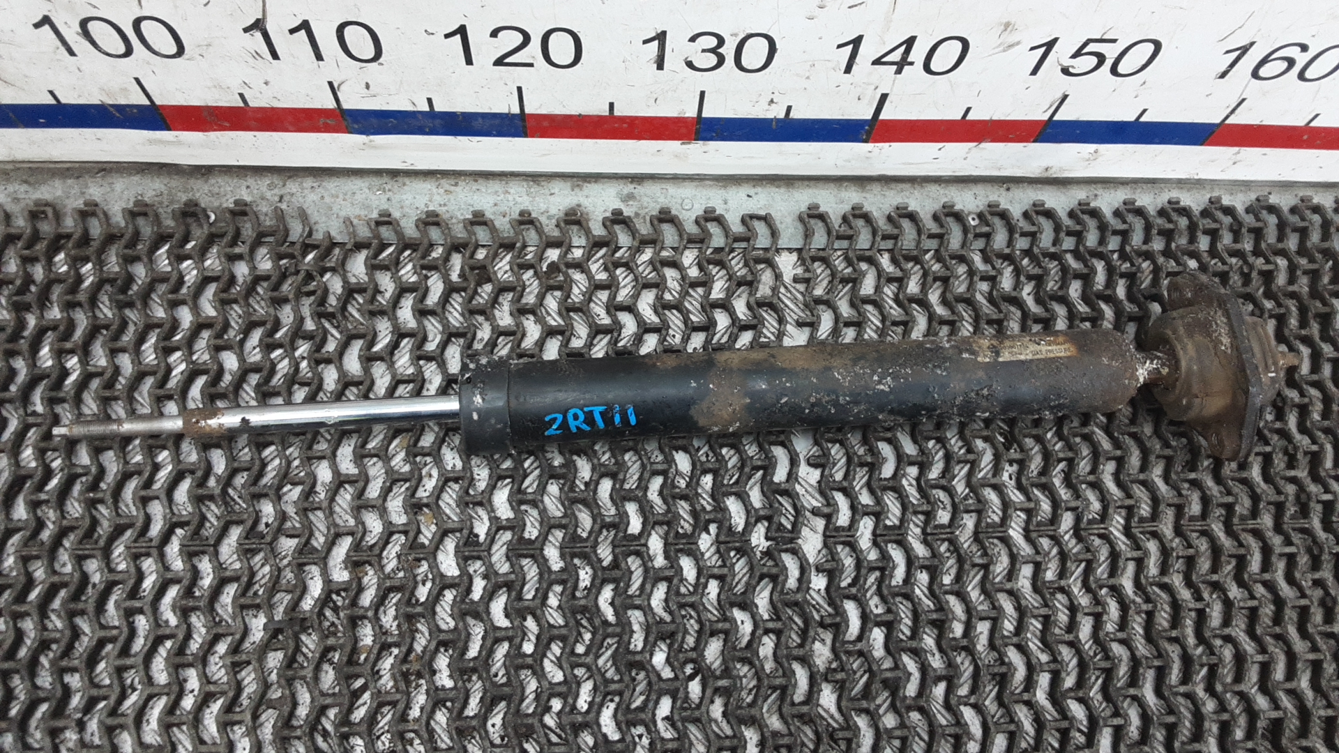 Амортизатор задний (стойка)