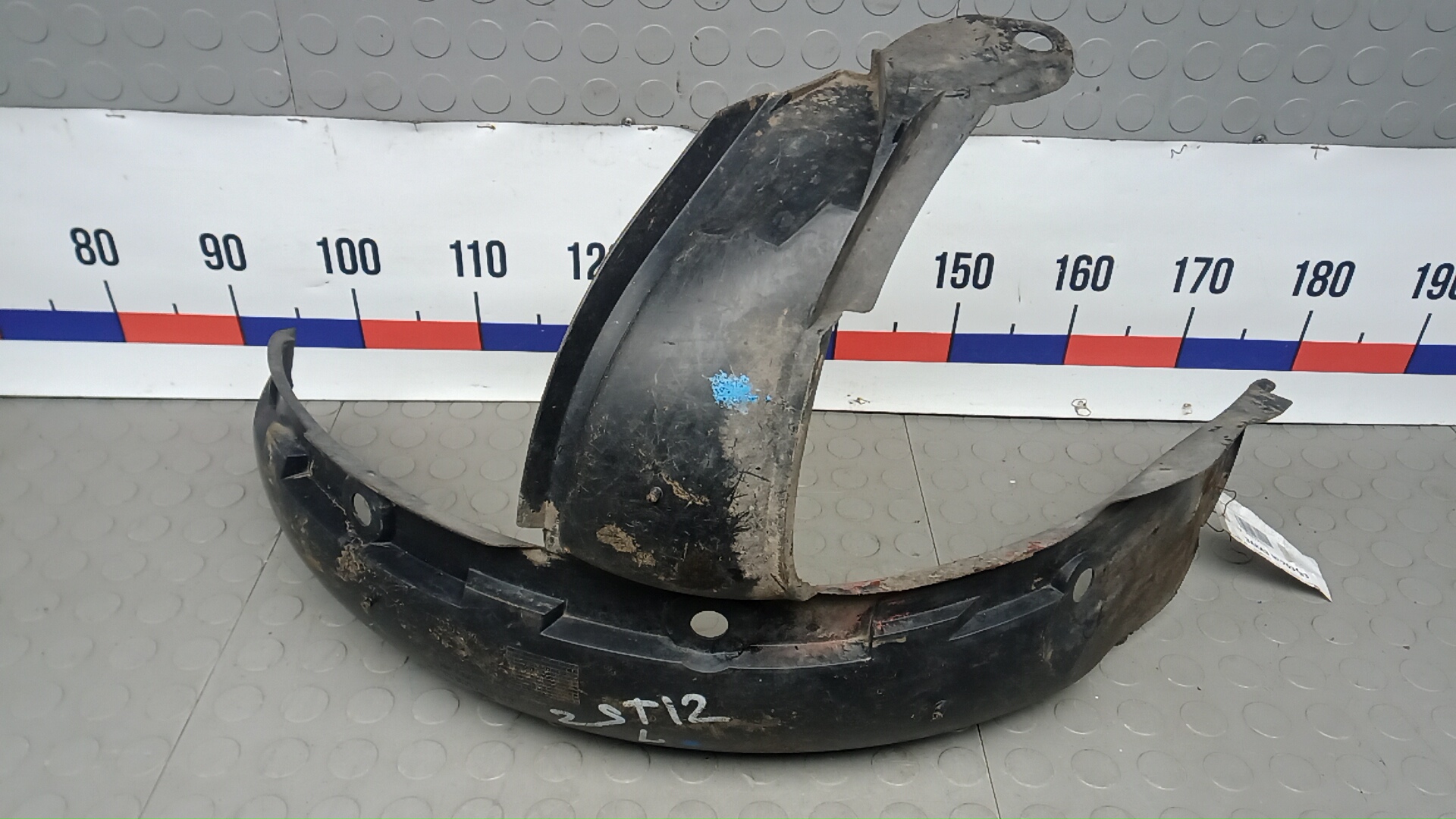 Локер передний левый