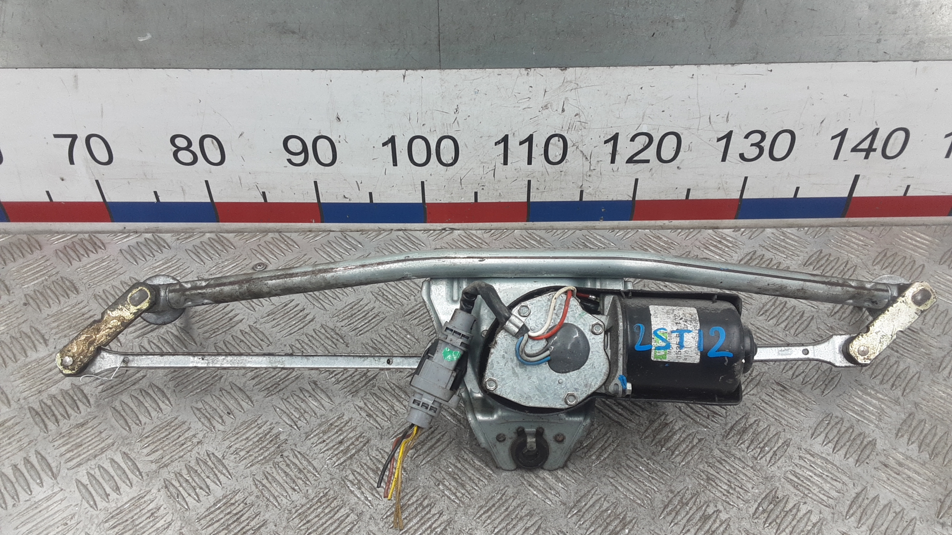 Трапеция стеклоочистителей