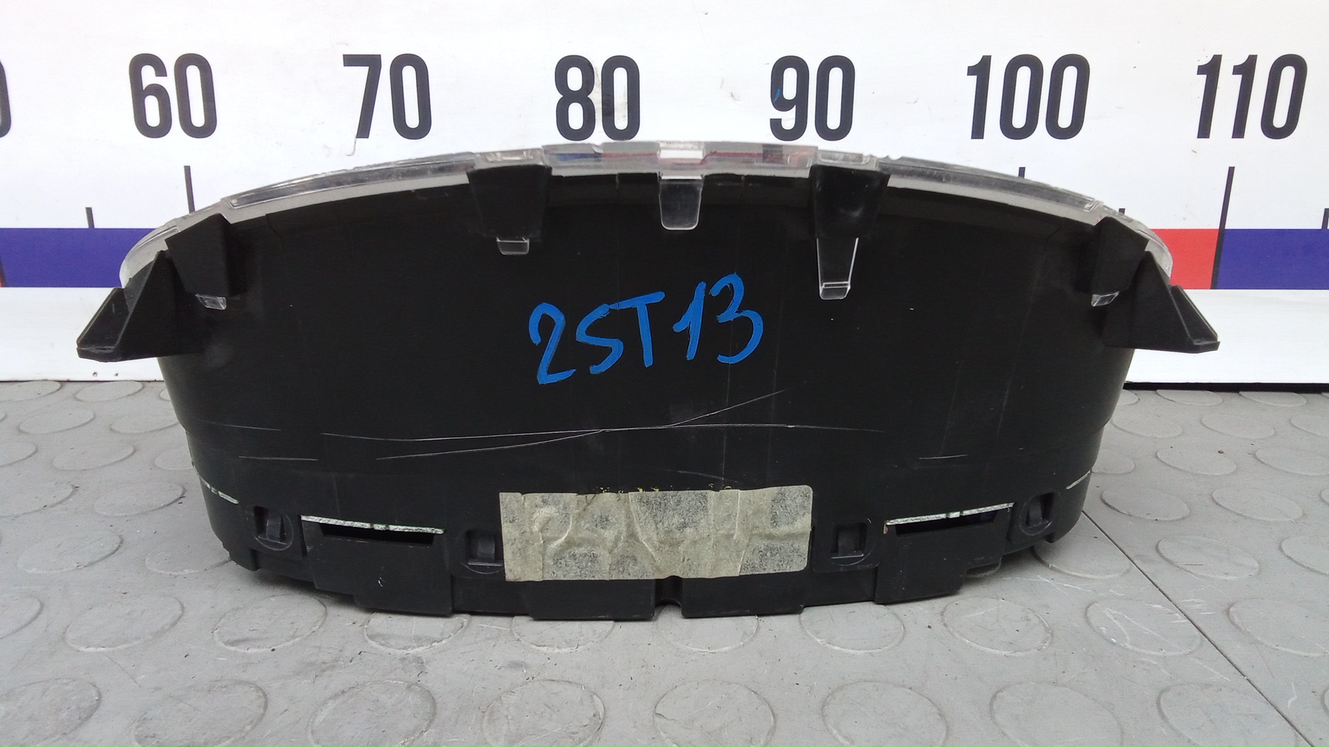 Панель приборов