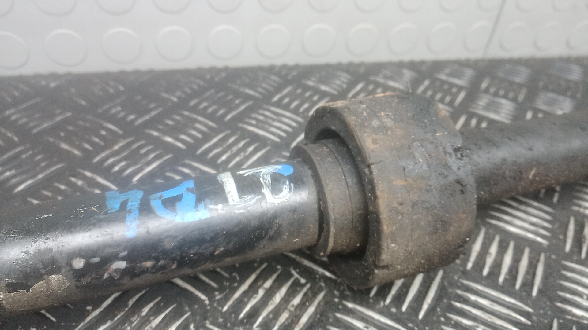 Полуось передняя правая