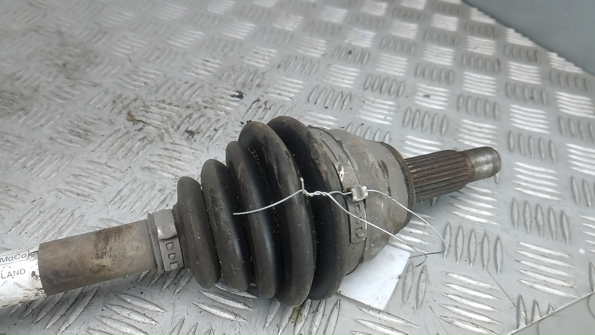 Полуось передняя левая