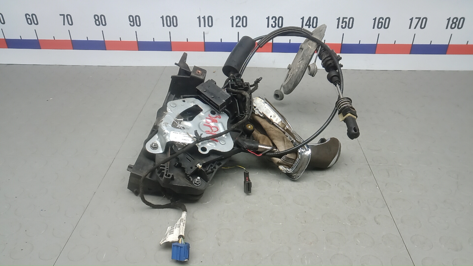 Кулиса МКПП / АКПП