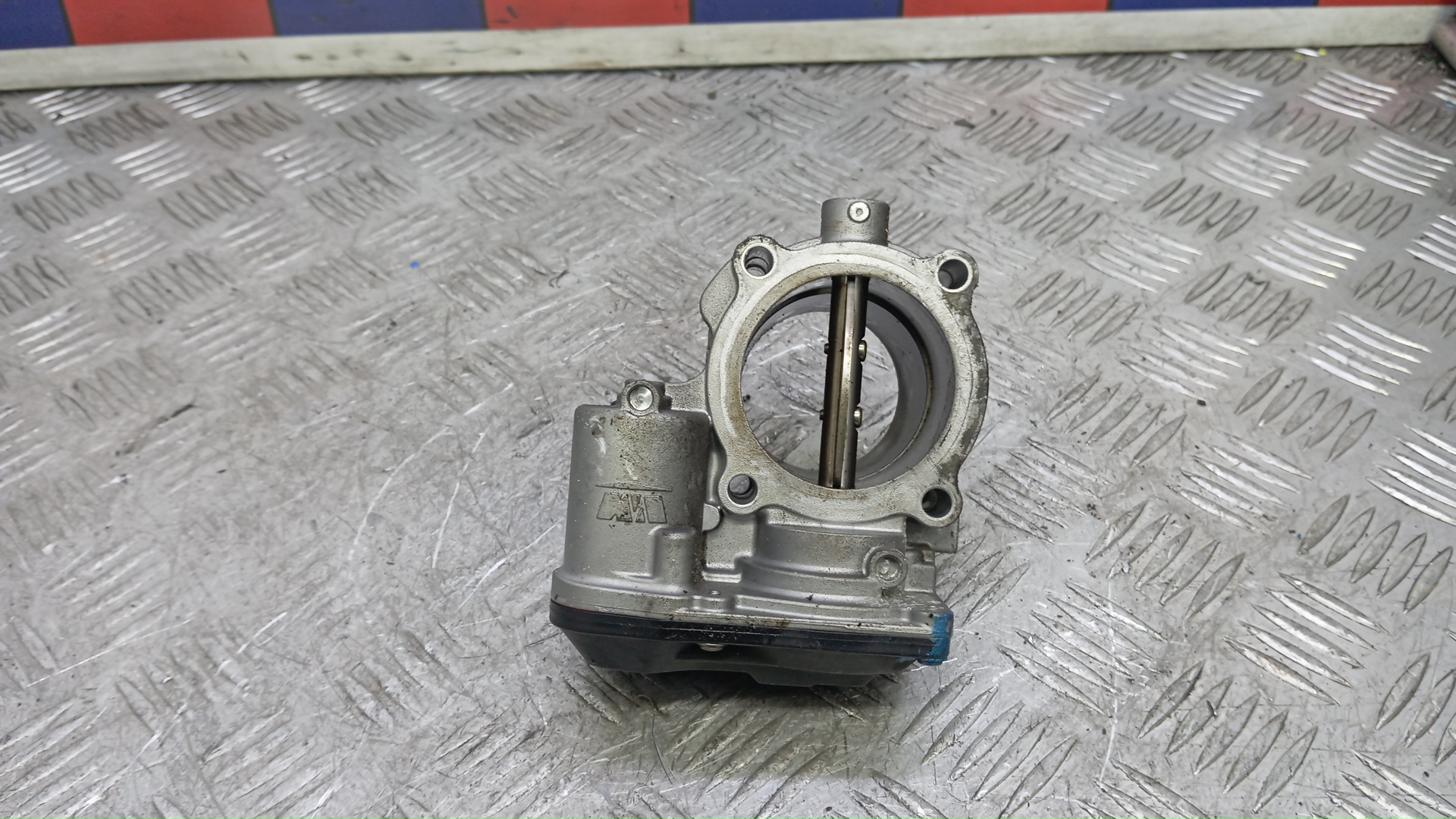 Заслонка дроссельная электрическая