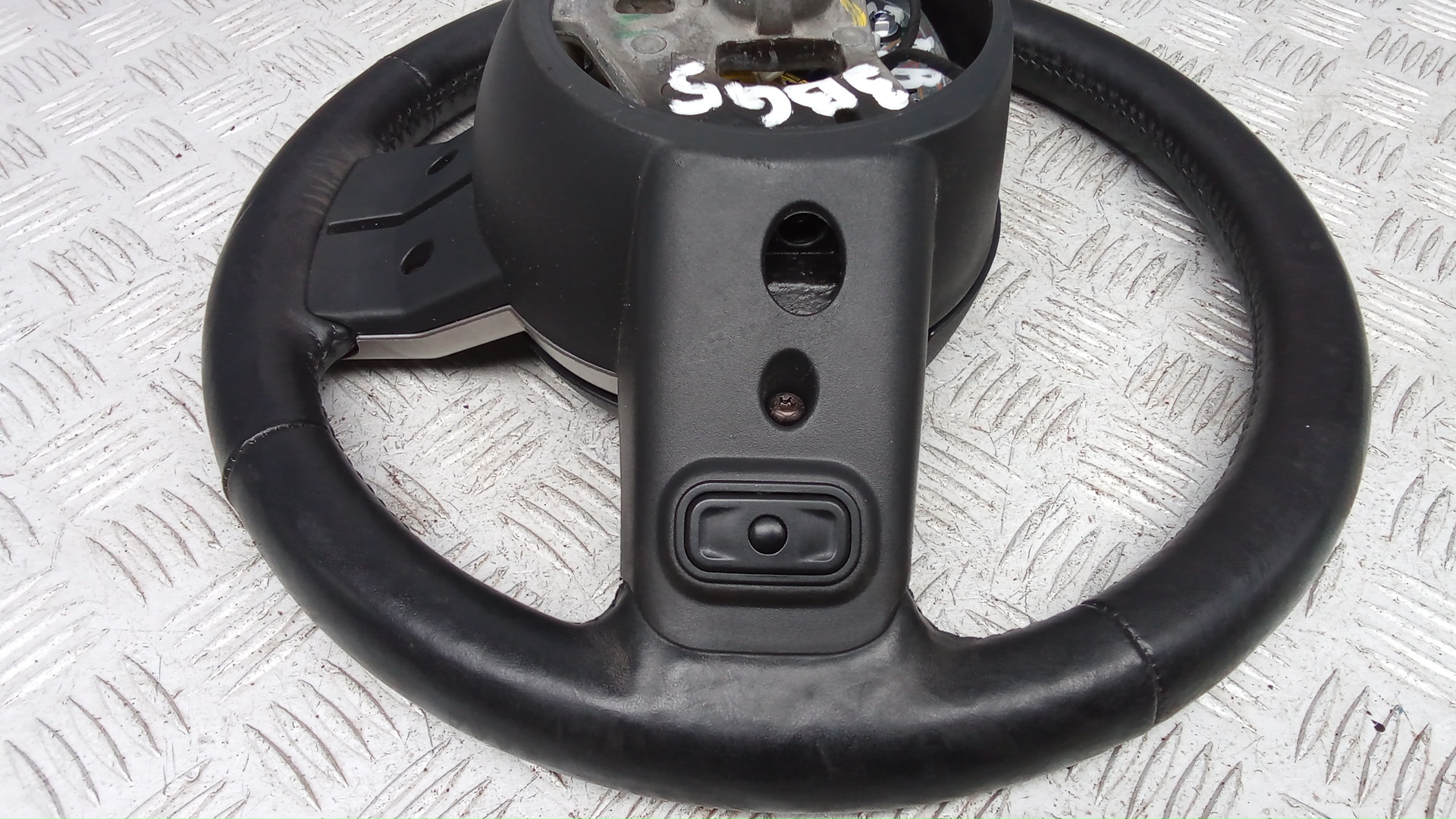 Рулевое колесо (руль)