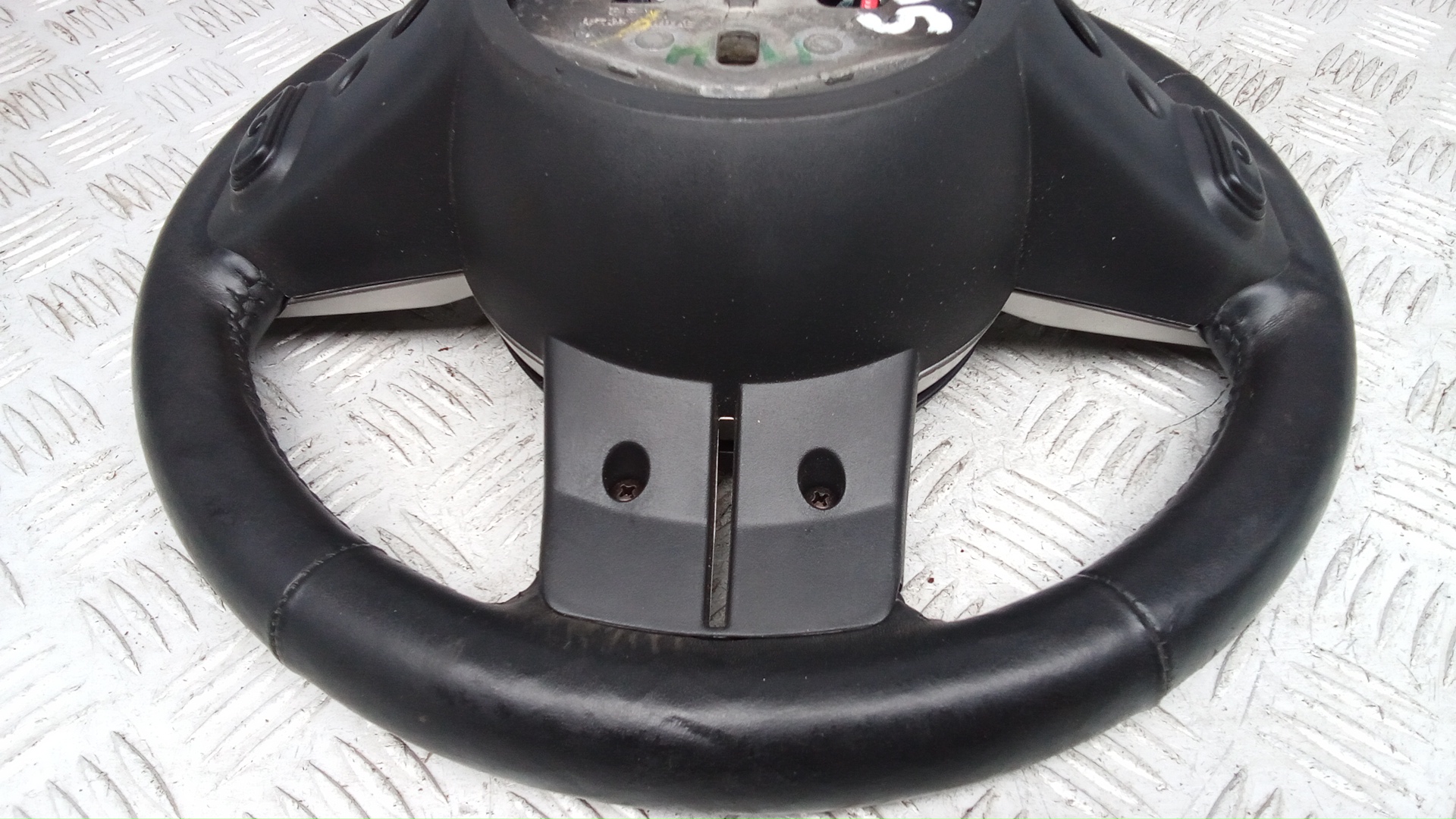 Рулевое колесо (руль)