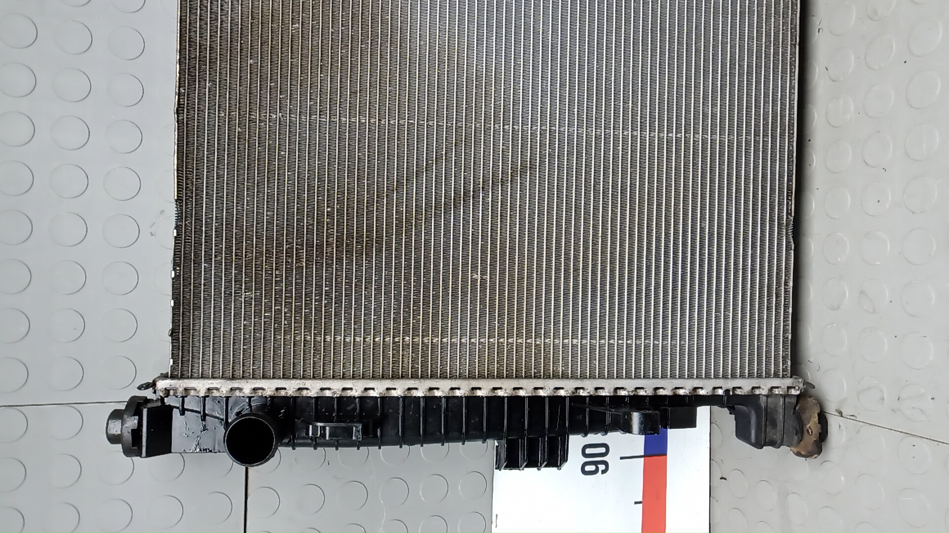 Радиатор охлаждения двигателя основной
