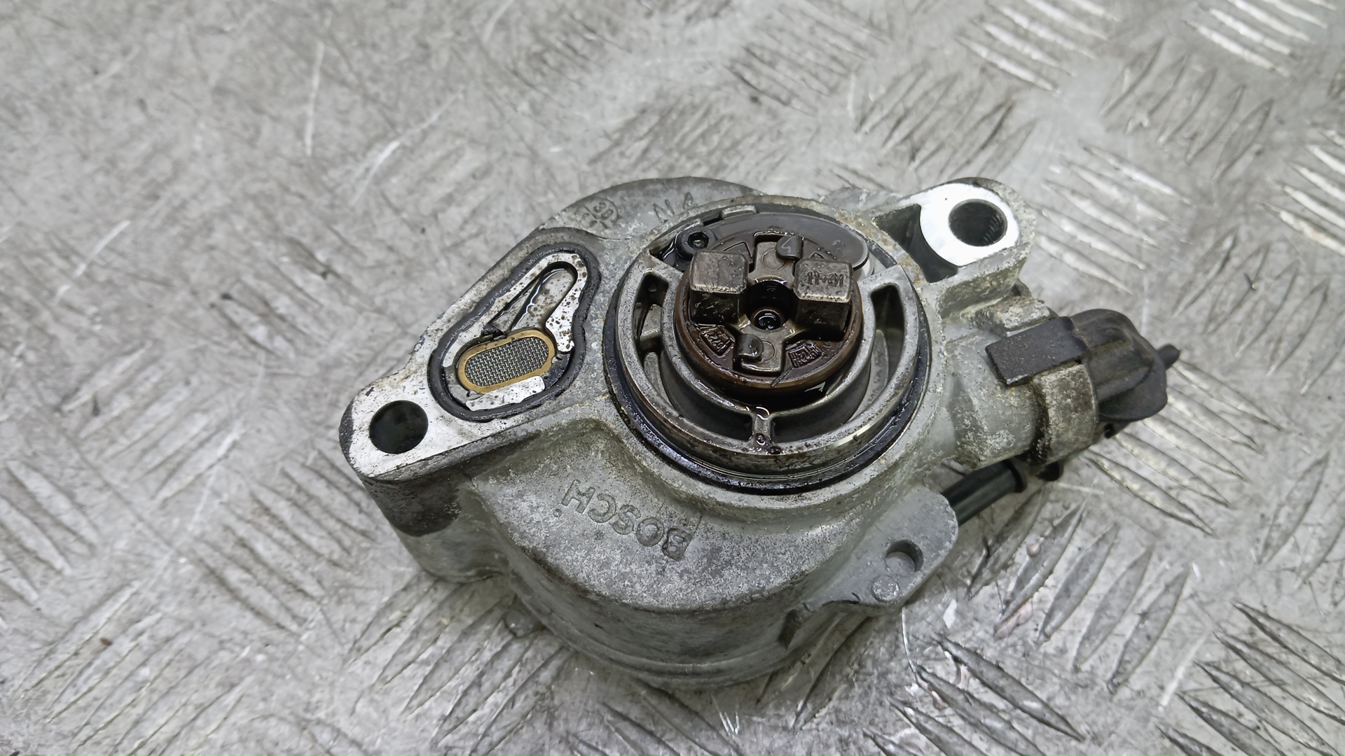 Насос вакуумный