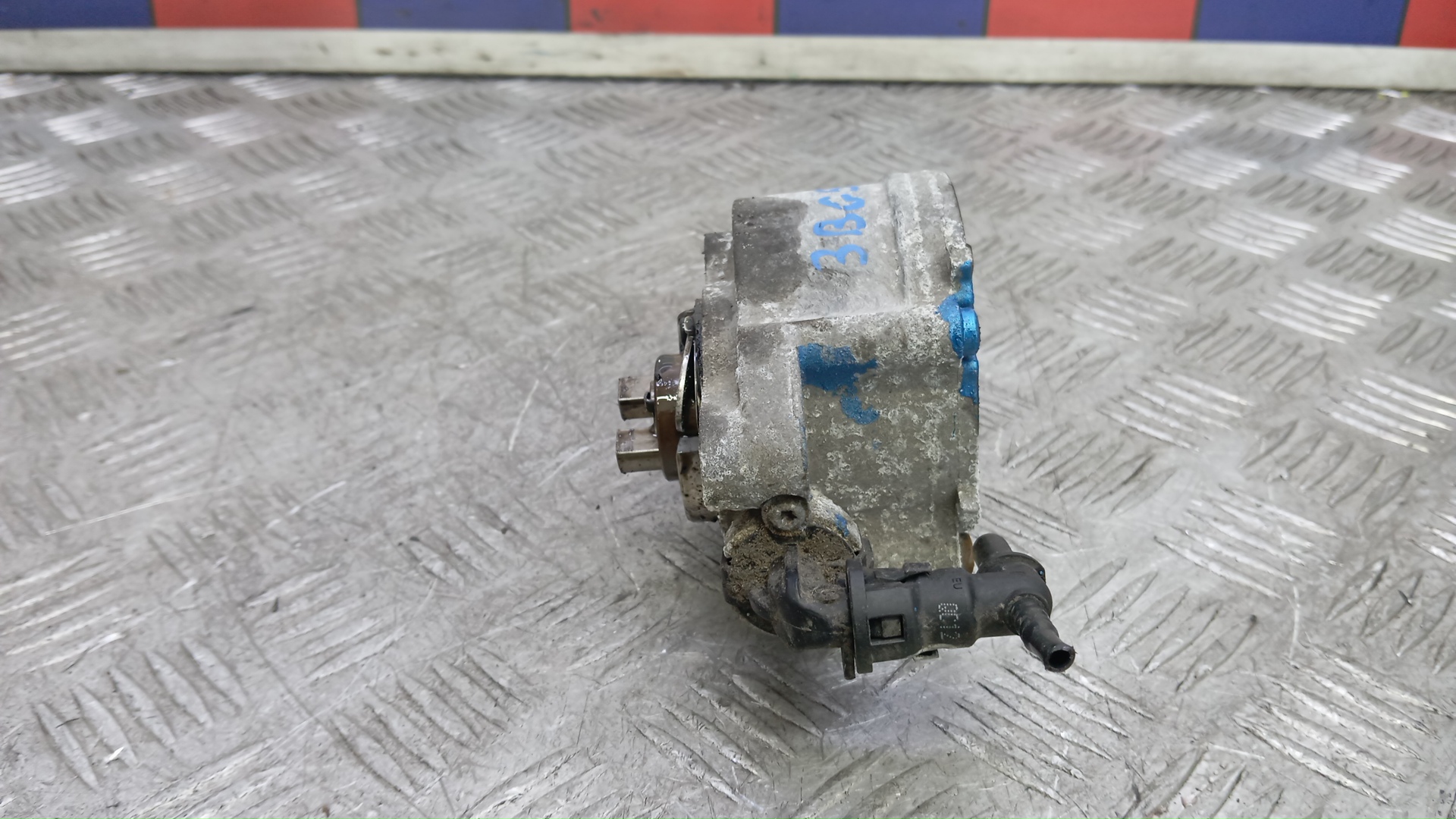 Насос вакуумный