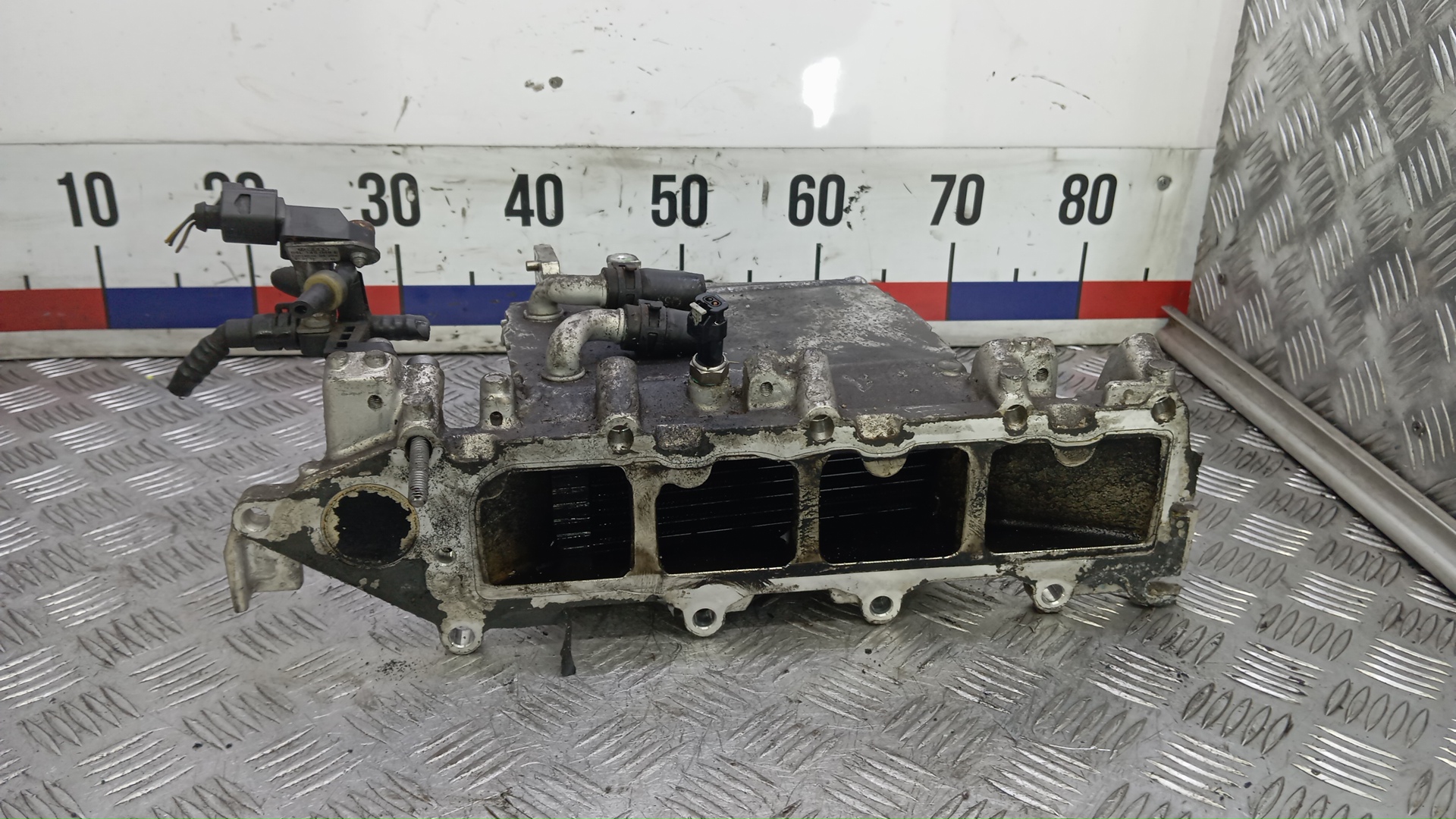 Коллектор впускной