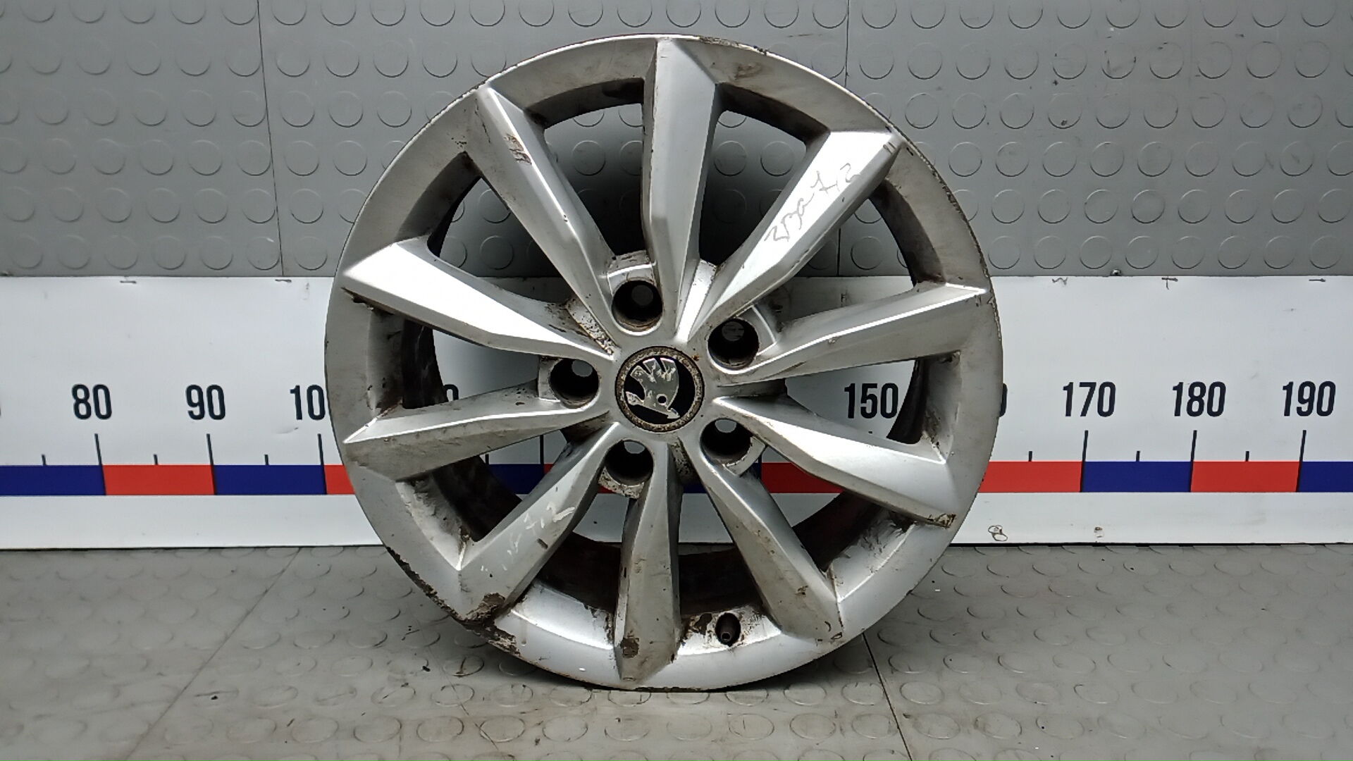 Диск колесный литой легкий сплав