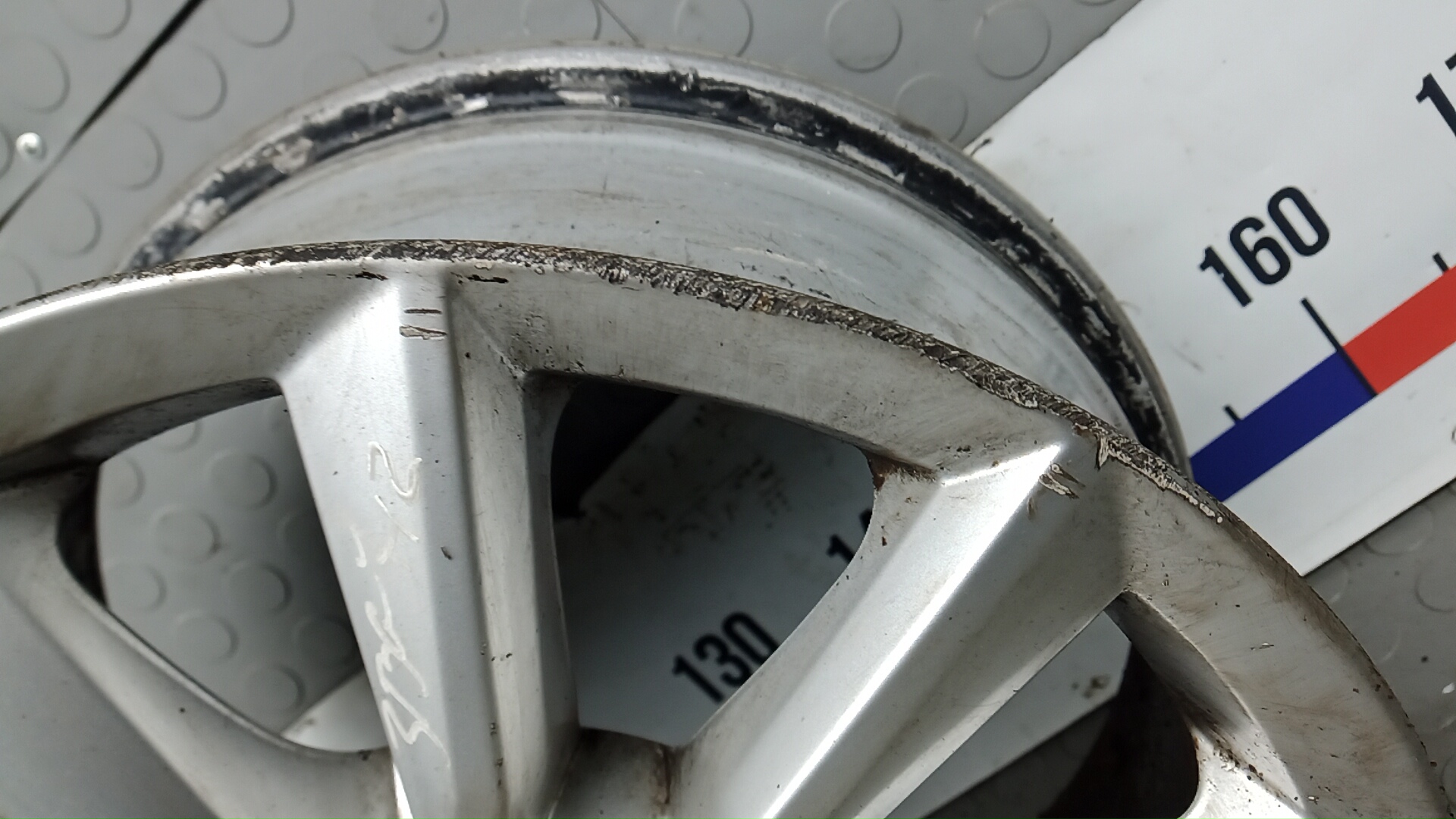 Диск колесный литой легкий сплав