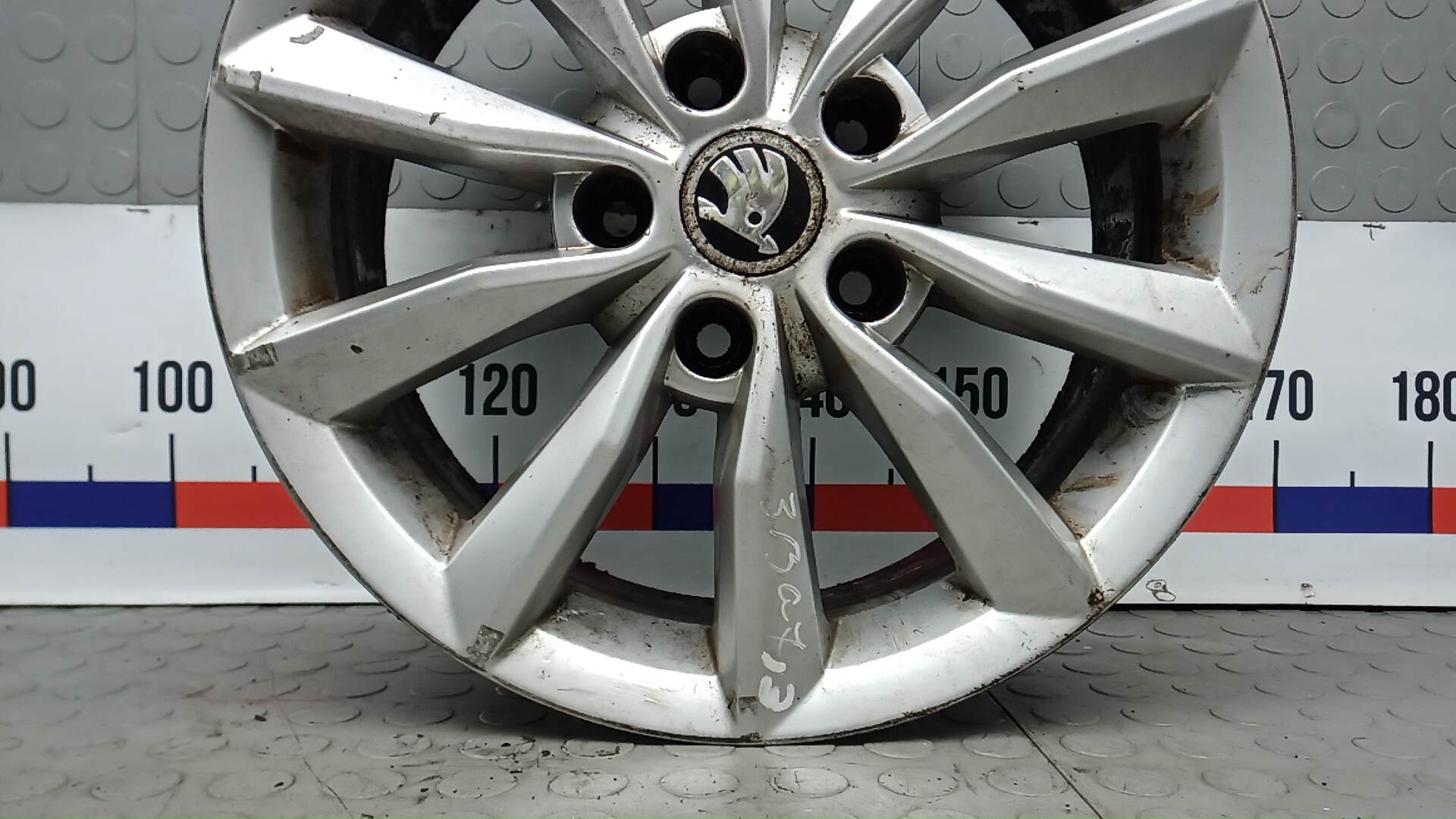 Диск колесный литой легкий сплав