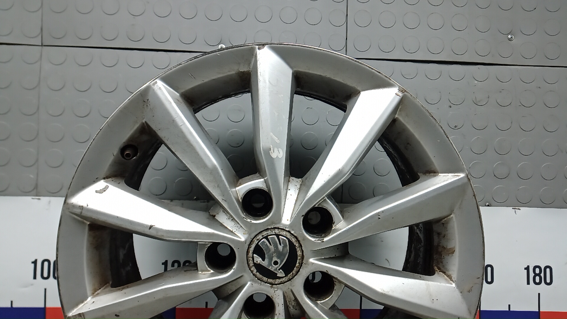 Диск колесный литой легкий сплав