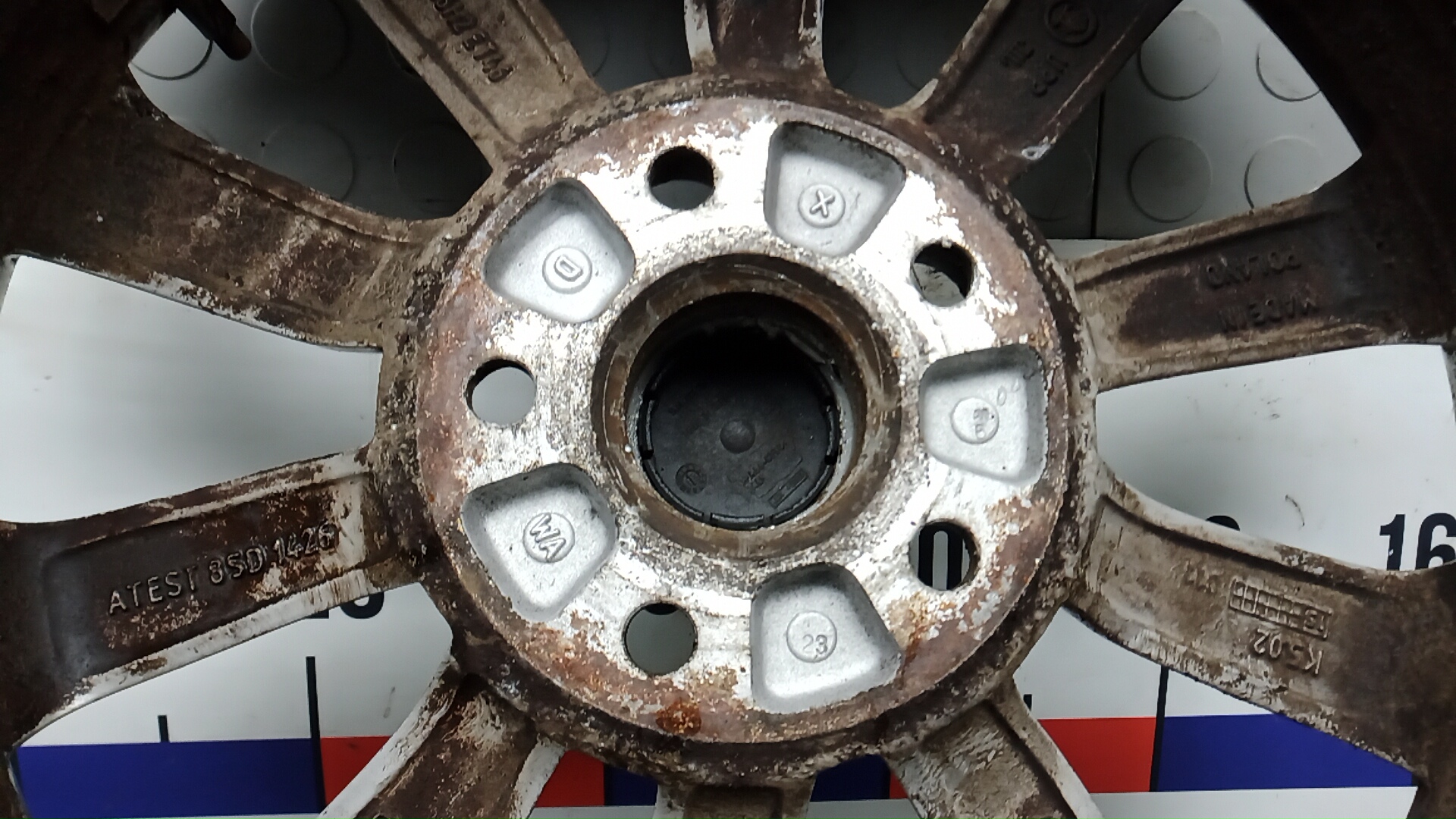 Диск колесный литой легкий сплав