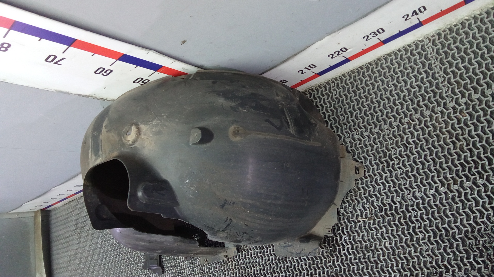 Локер передний правый