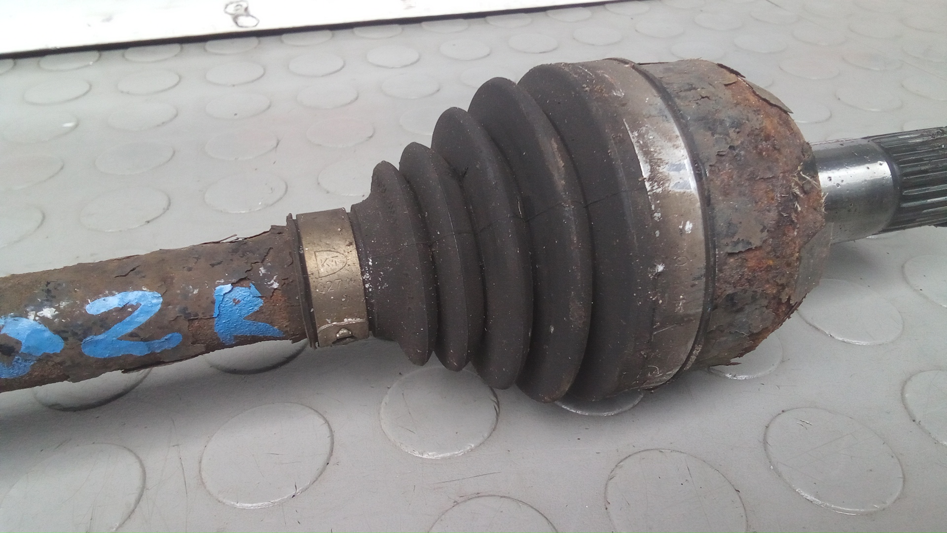 Полуось задняя правая