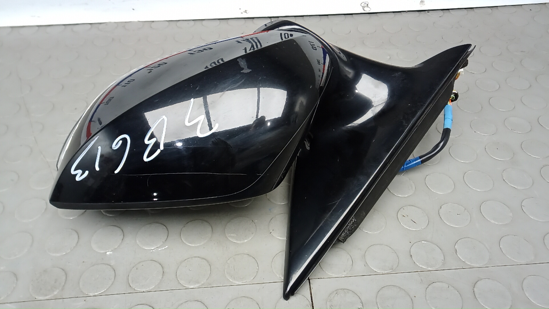 Зеркало левое электрическое