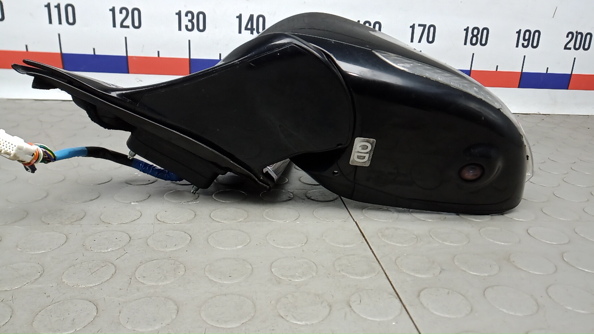 Зеркало левое электрическое