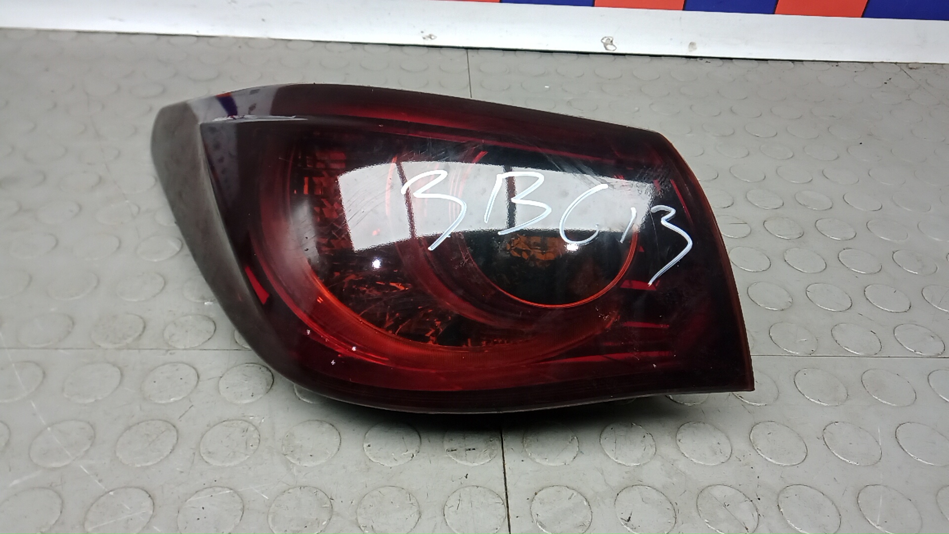 Фонарь задний левый