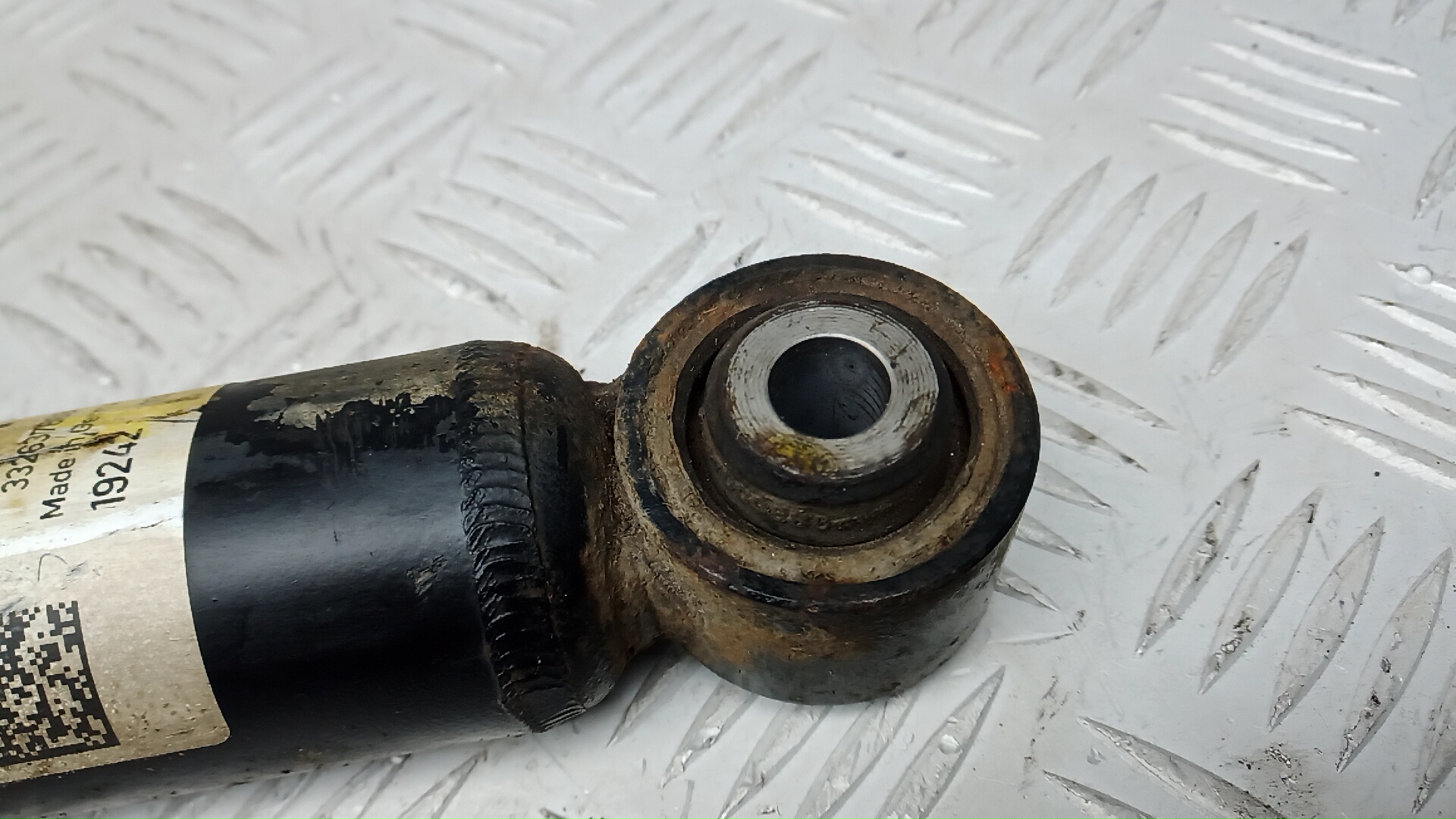 Амортизатор задний (стойка)