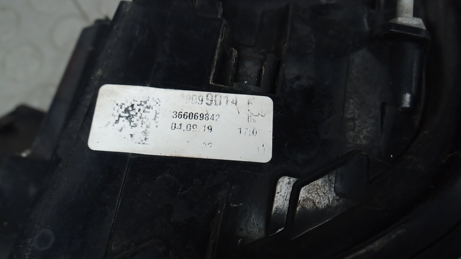 Фонарь задний левый