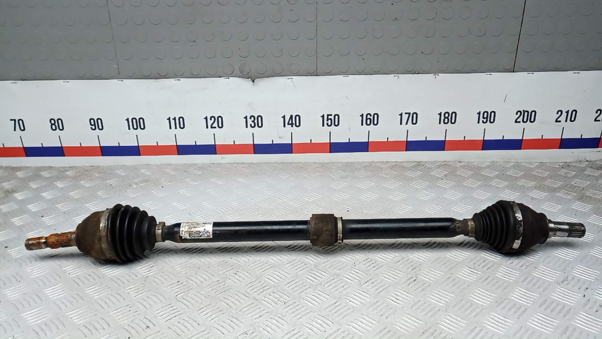 Полуось передняя правая