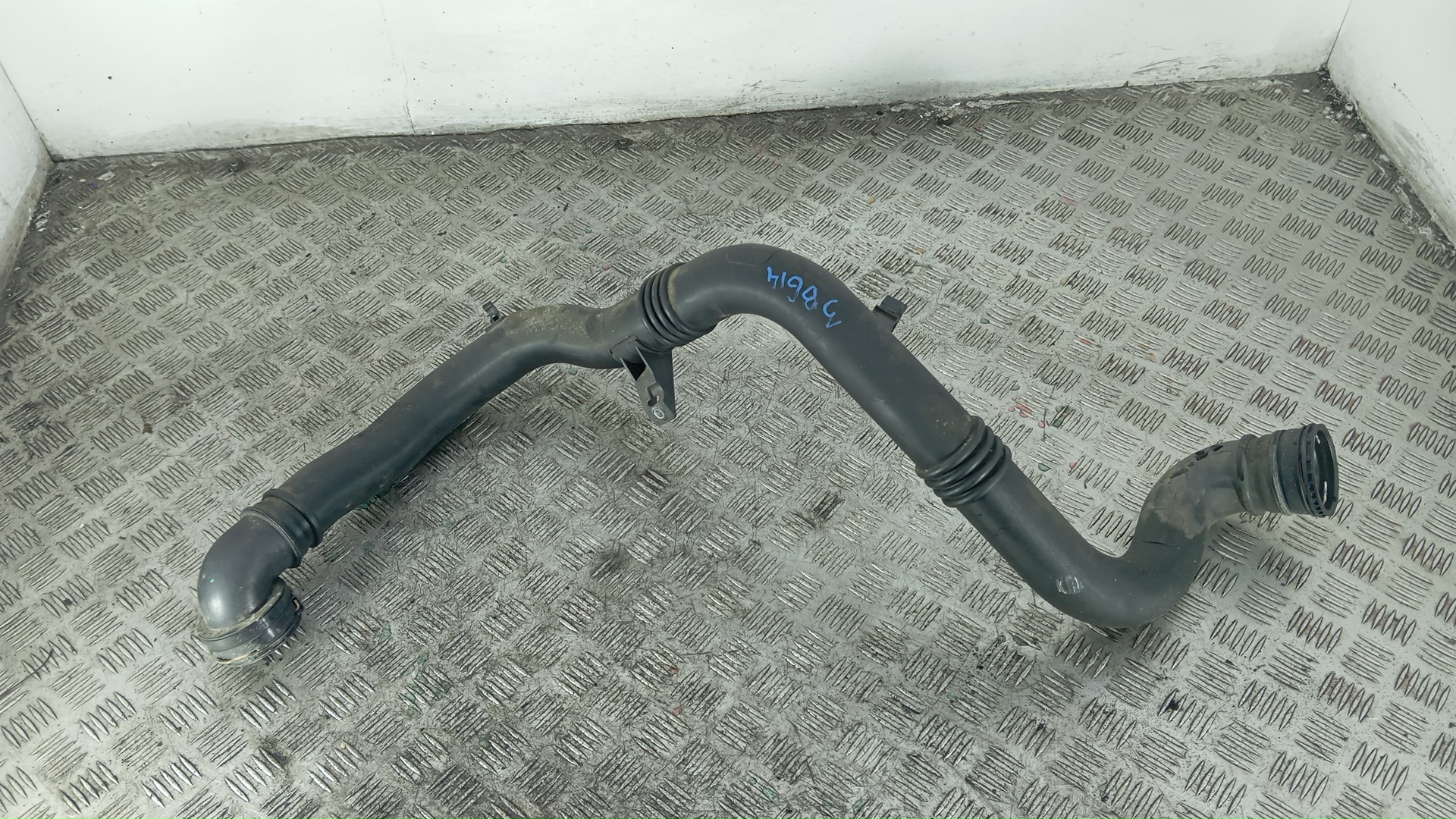 Патрубок интеркулера