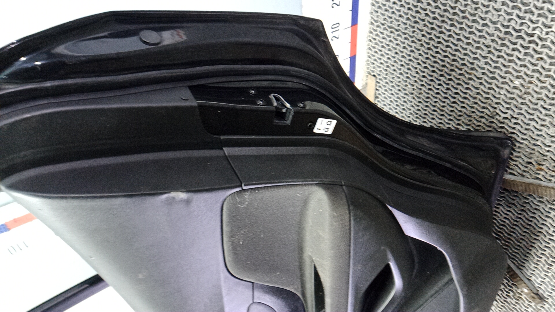 Дверь задняя правая