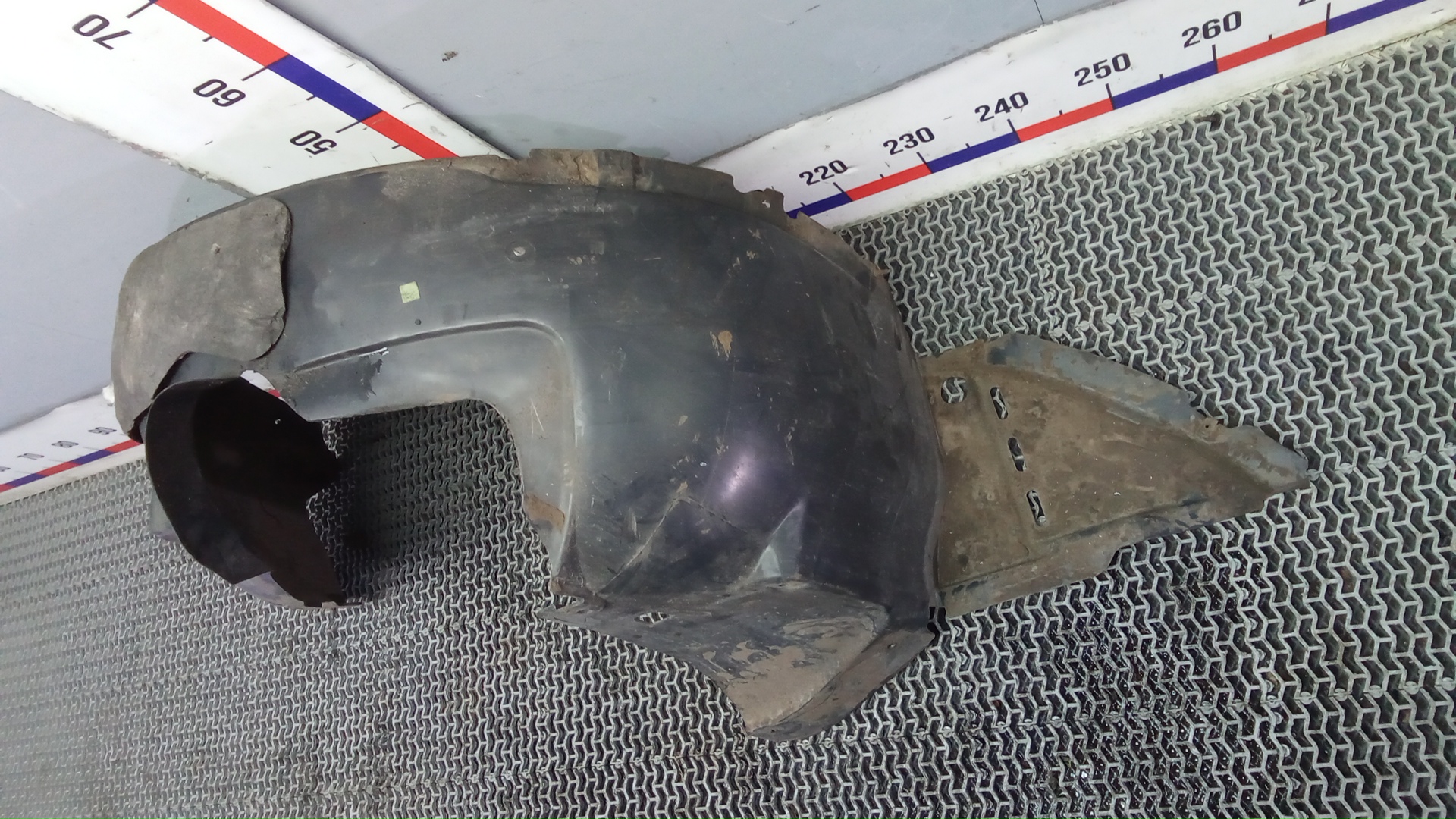 Локер передний левый