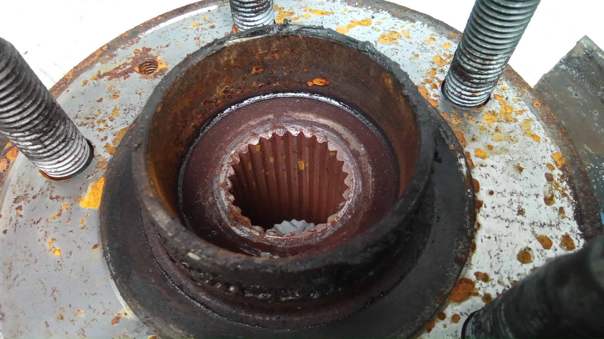 Ступица передняя