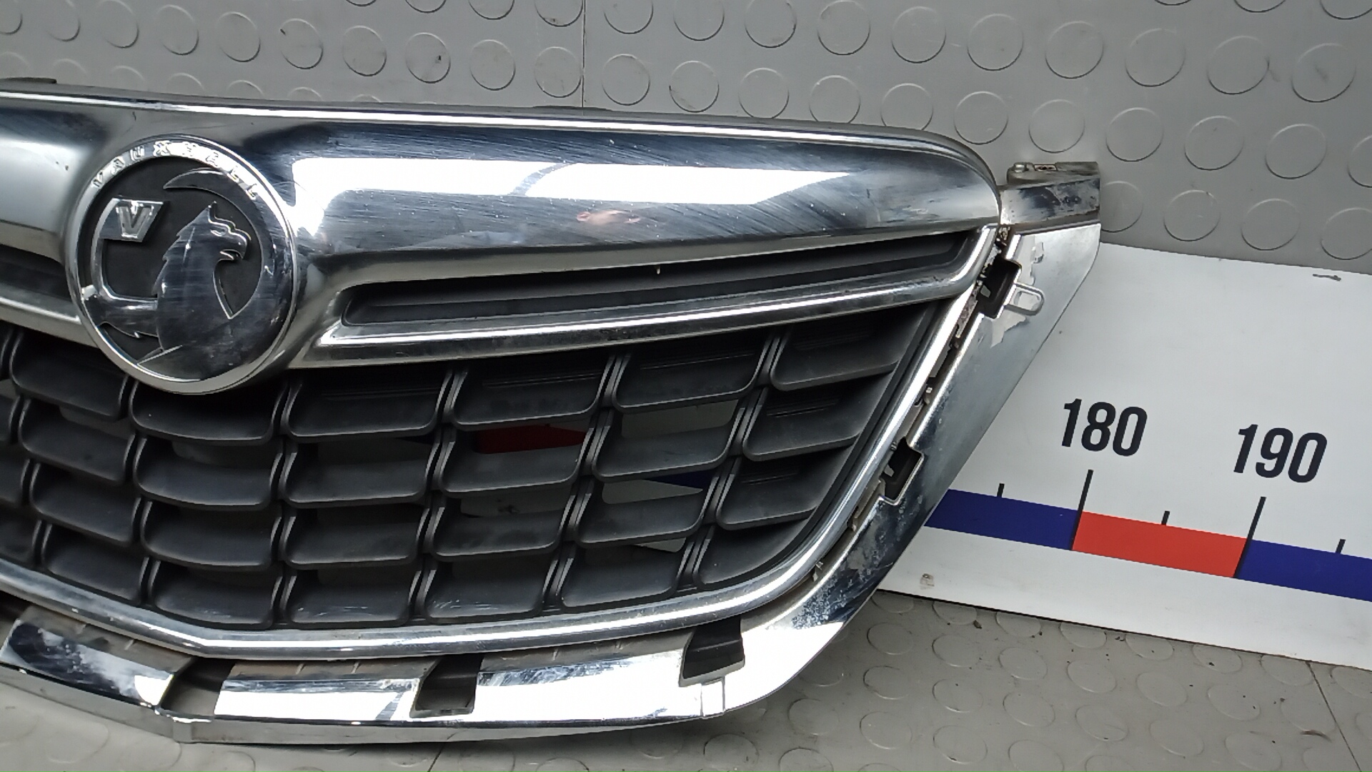 Решетка радиатора