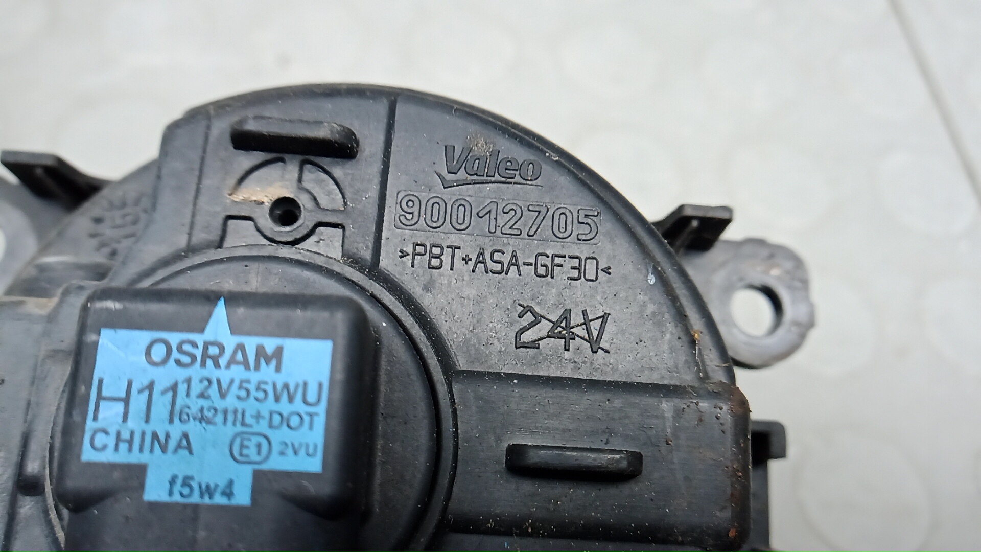 Фара правая