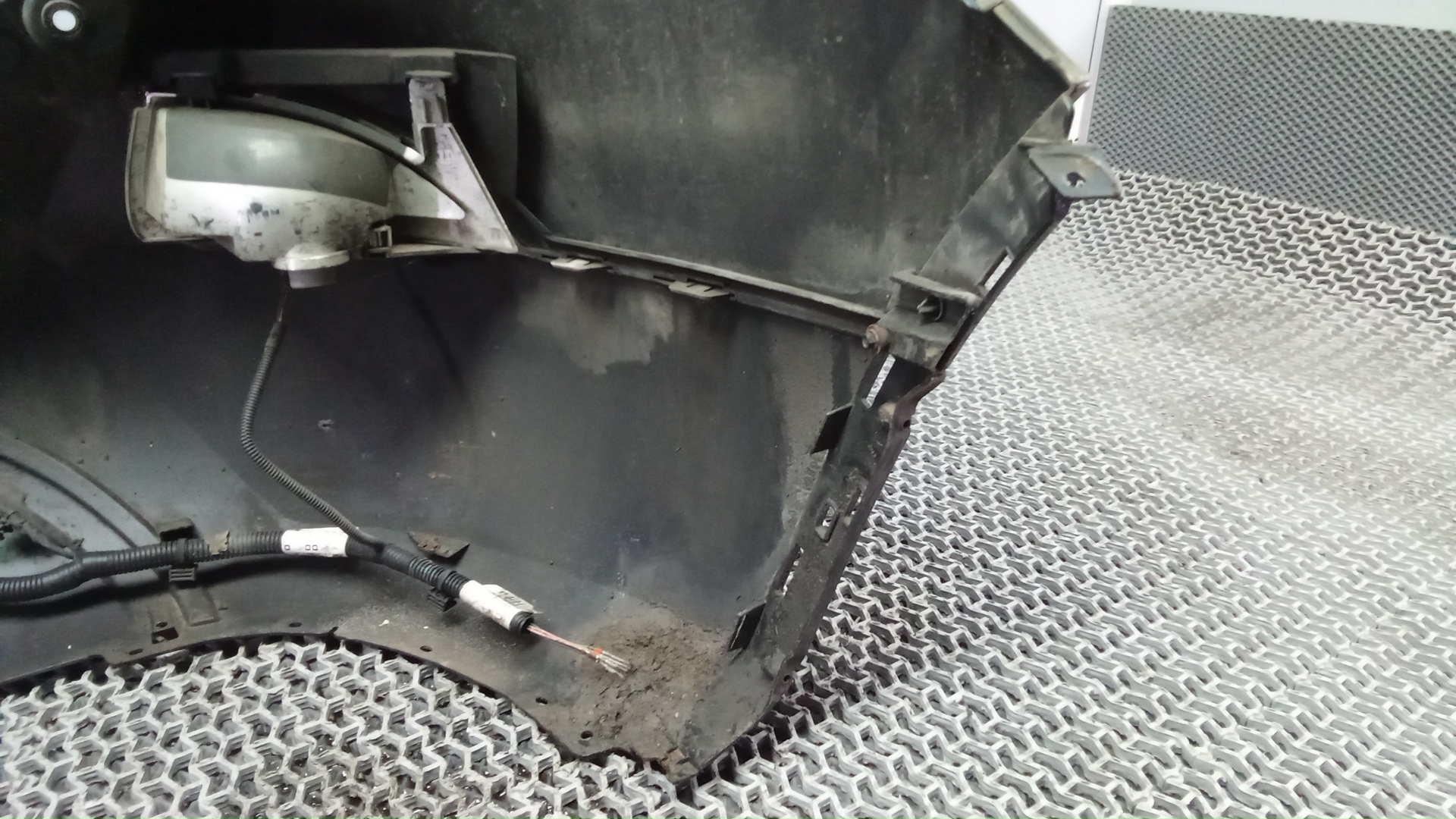 Бампер задний