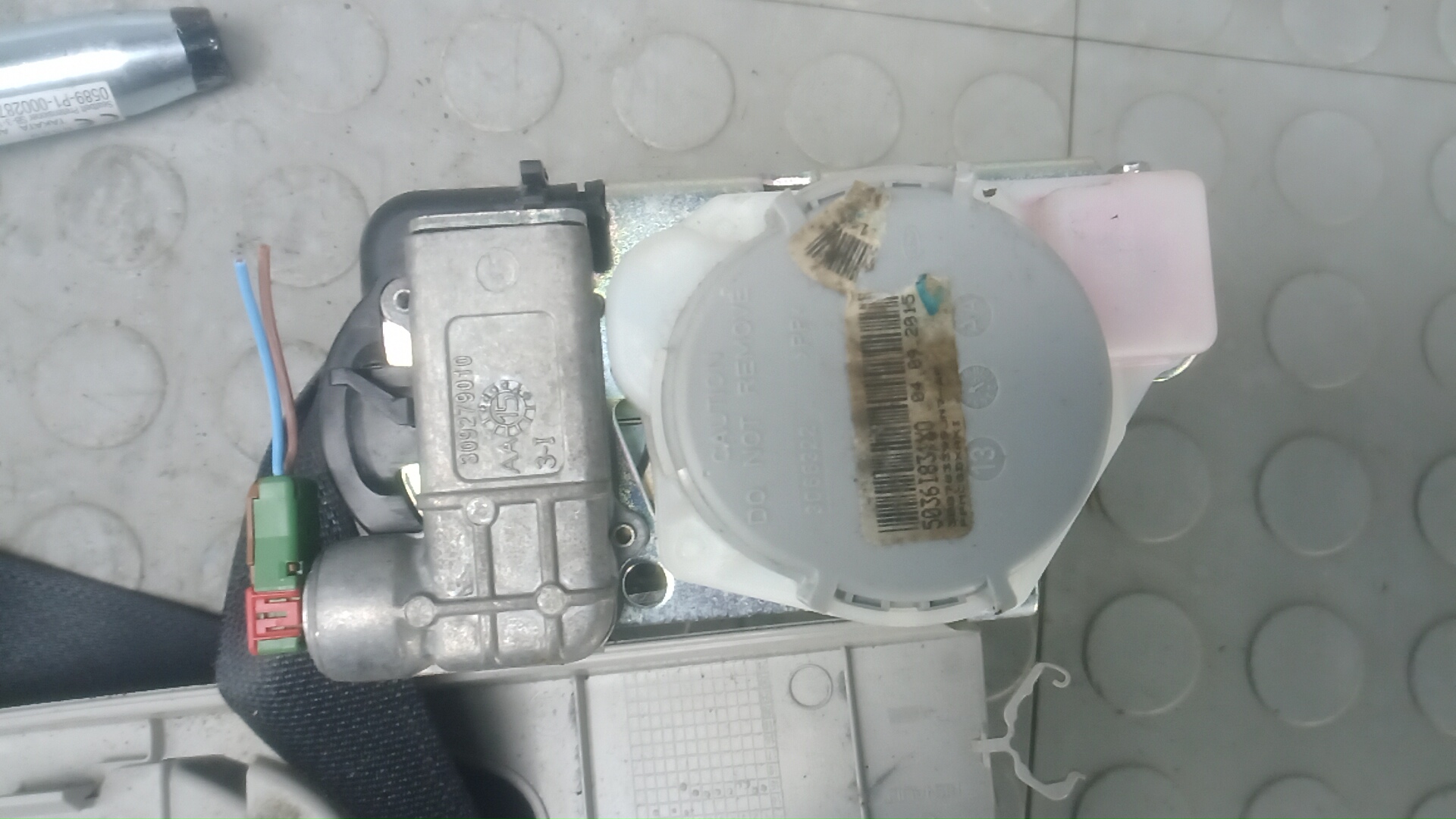 Ремень безопасности с пиропатроном