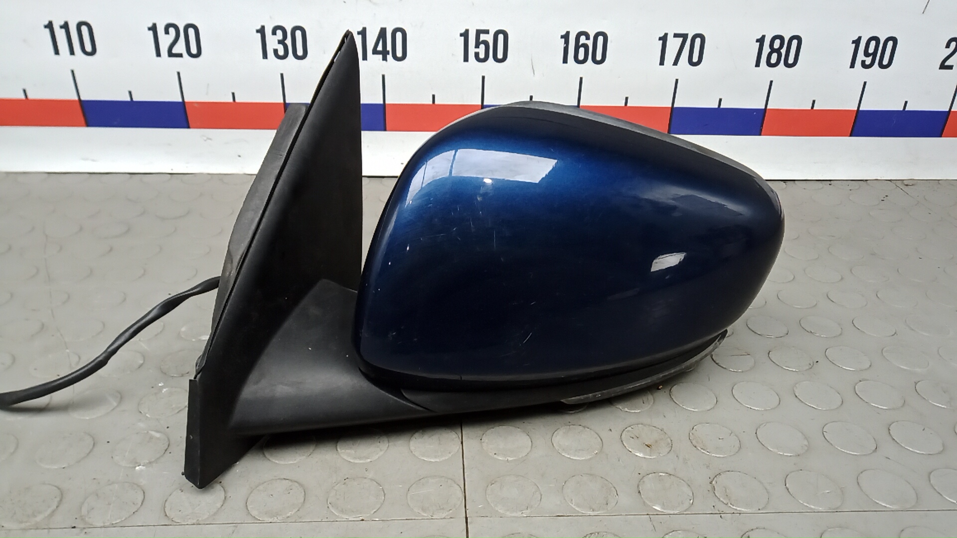 Зеркало левое электрическое