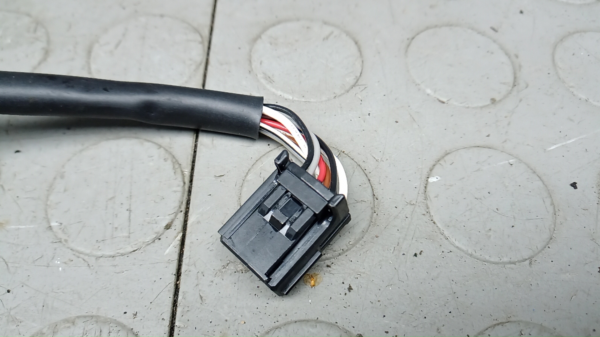 Зеркало правое электрическое