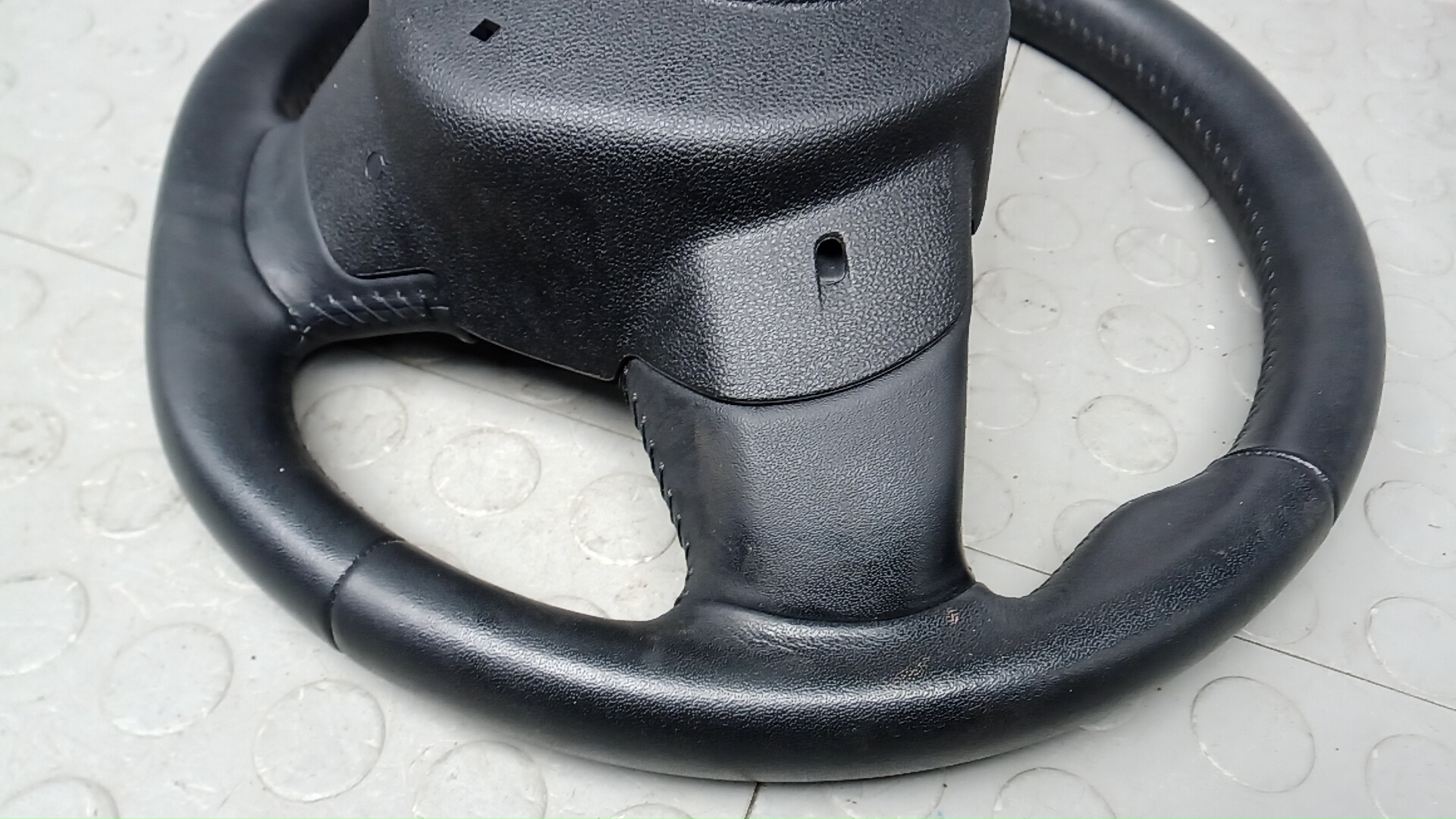 Рулевое колесо (руль)