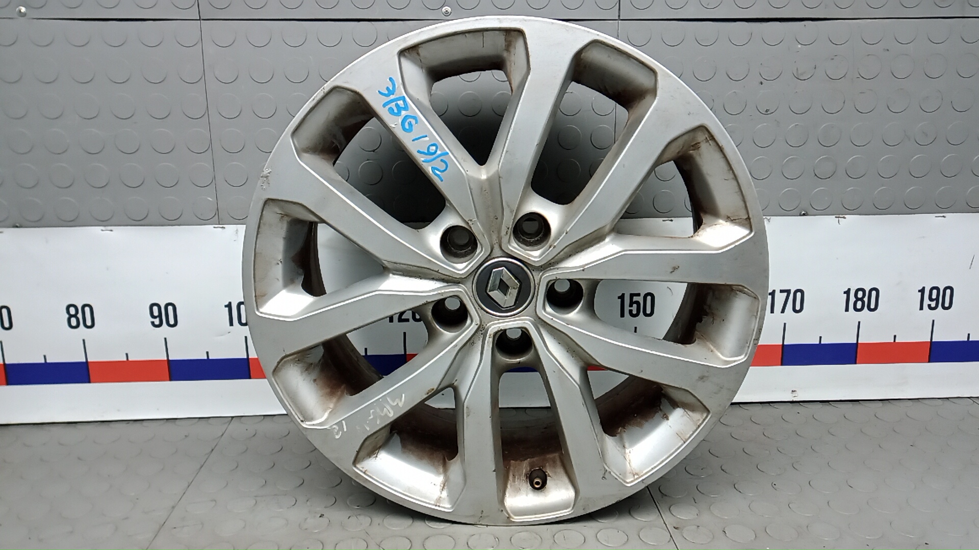 Диск колесный литой легкий сплав