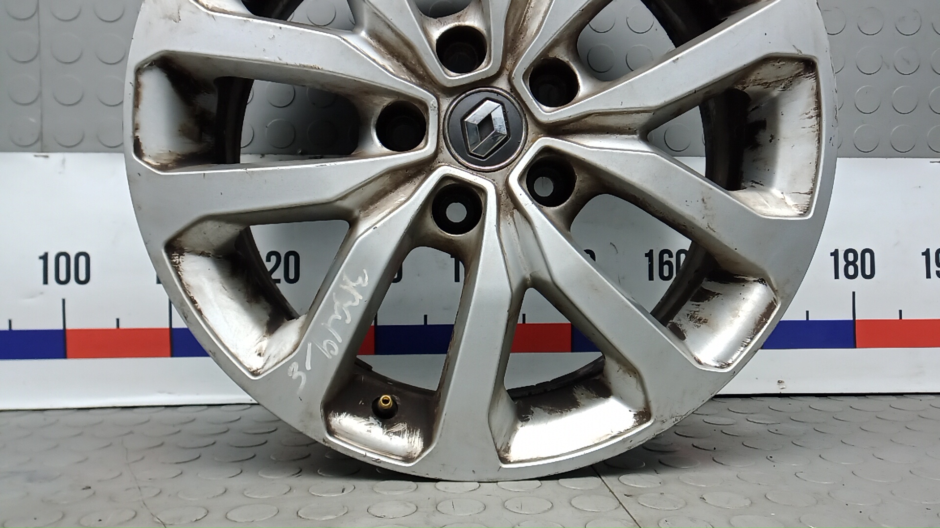 Диск колесный литой легкий сплав