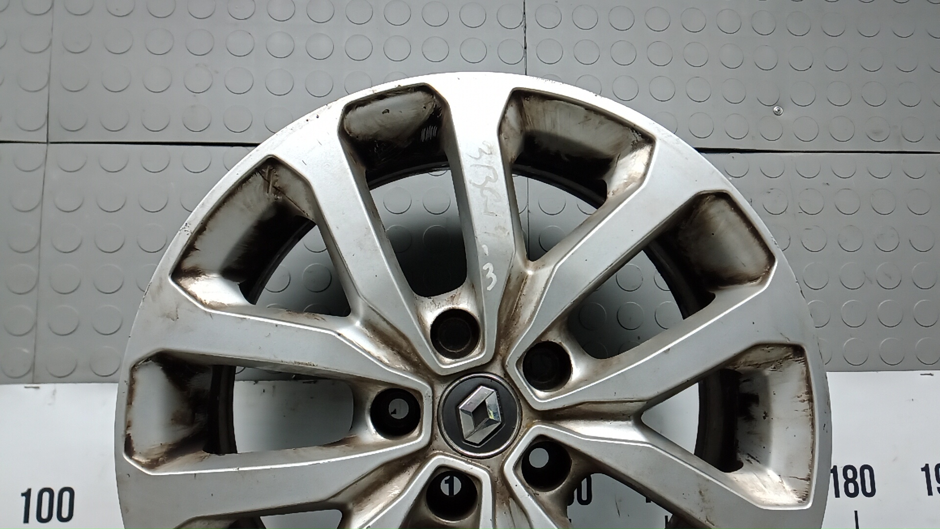 Диск колесный литой легкий сплав