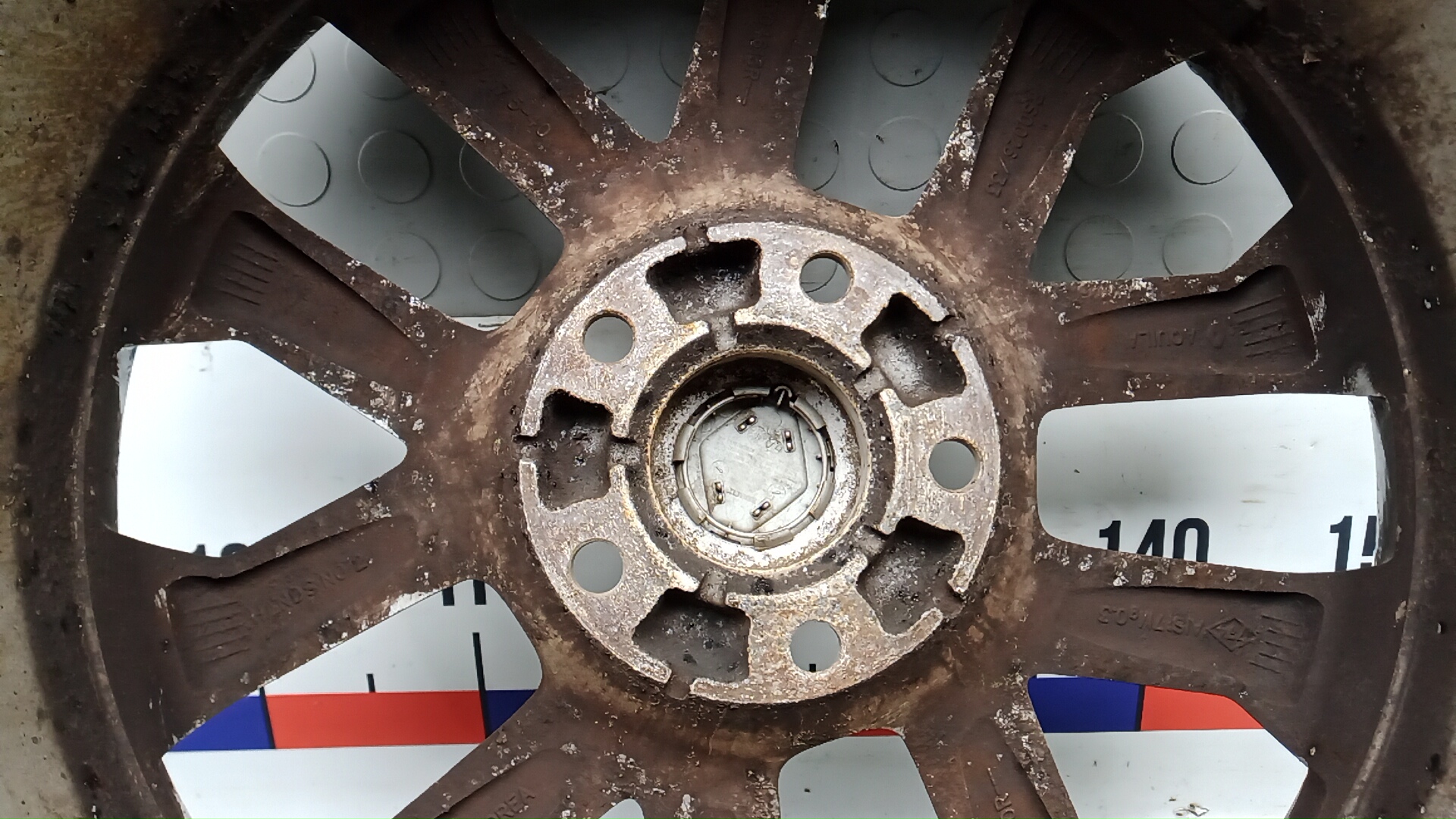 Диск колесный литой легкий сплав