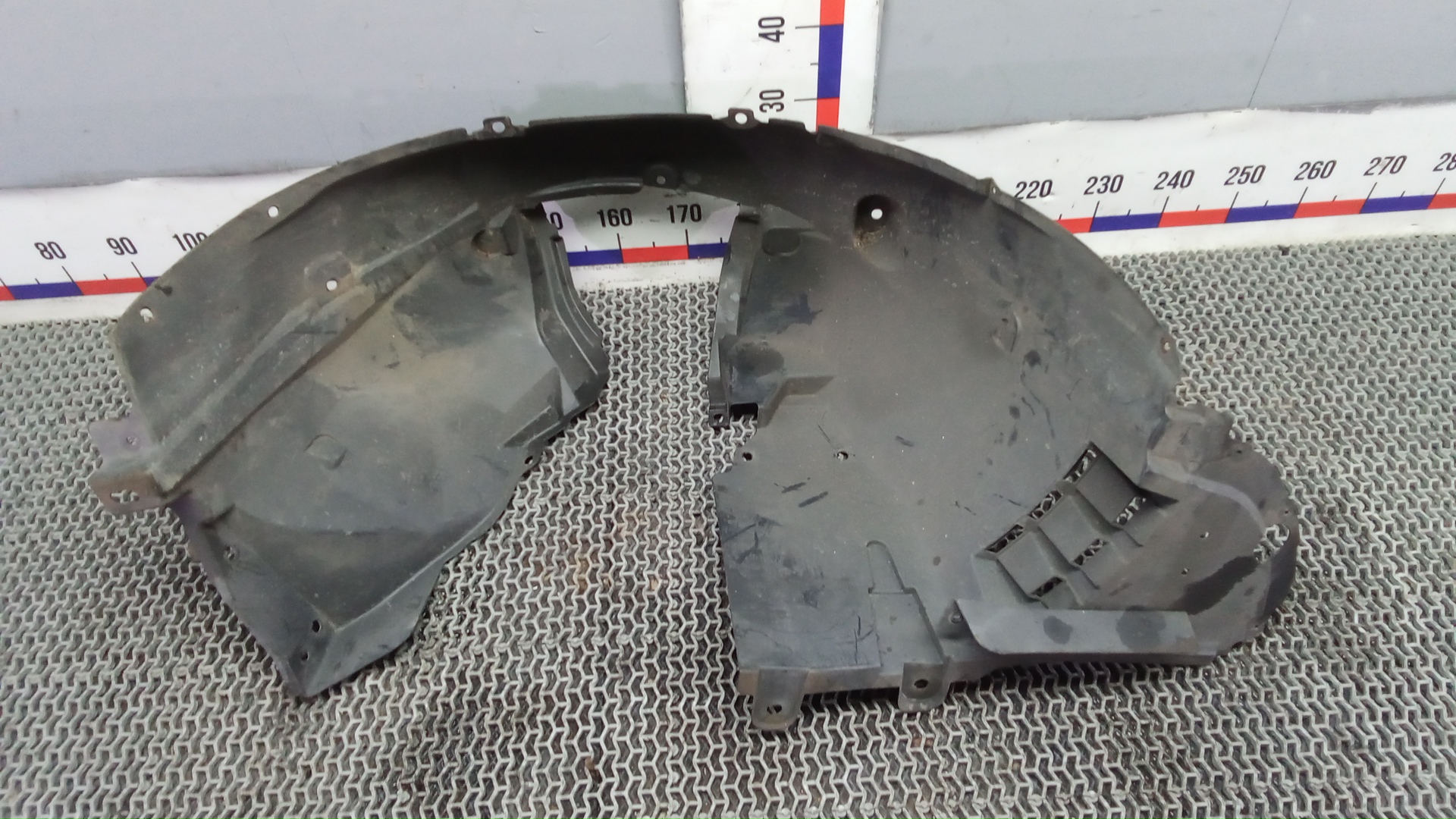 Локер передний правый