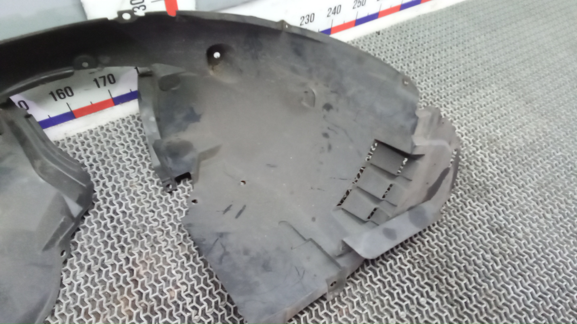 Локер передний правый