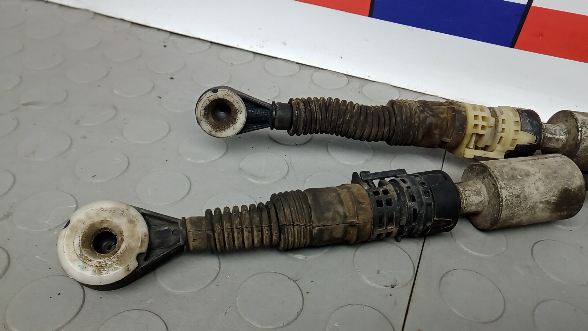 Кулиса МКПП / АКПП