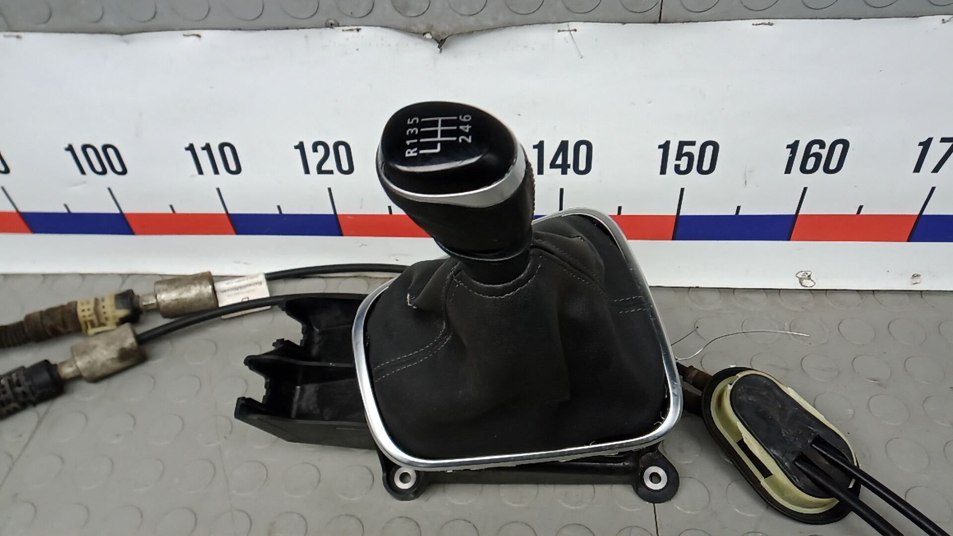 Кулиса МКПП / АКПП