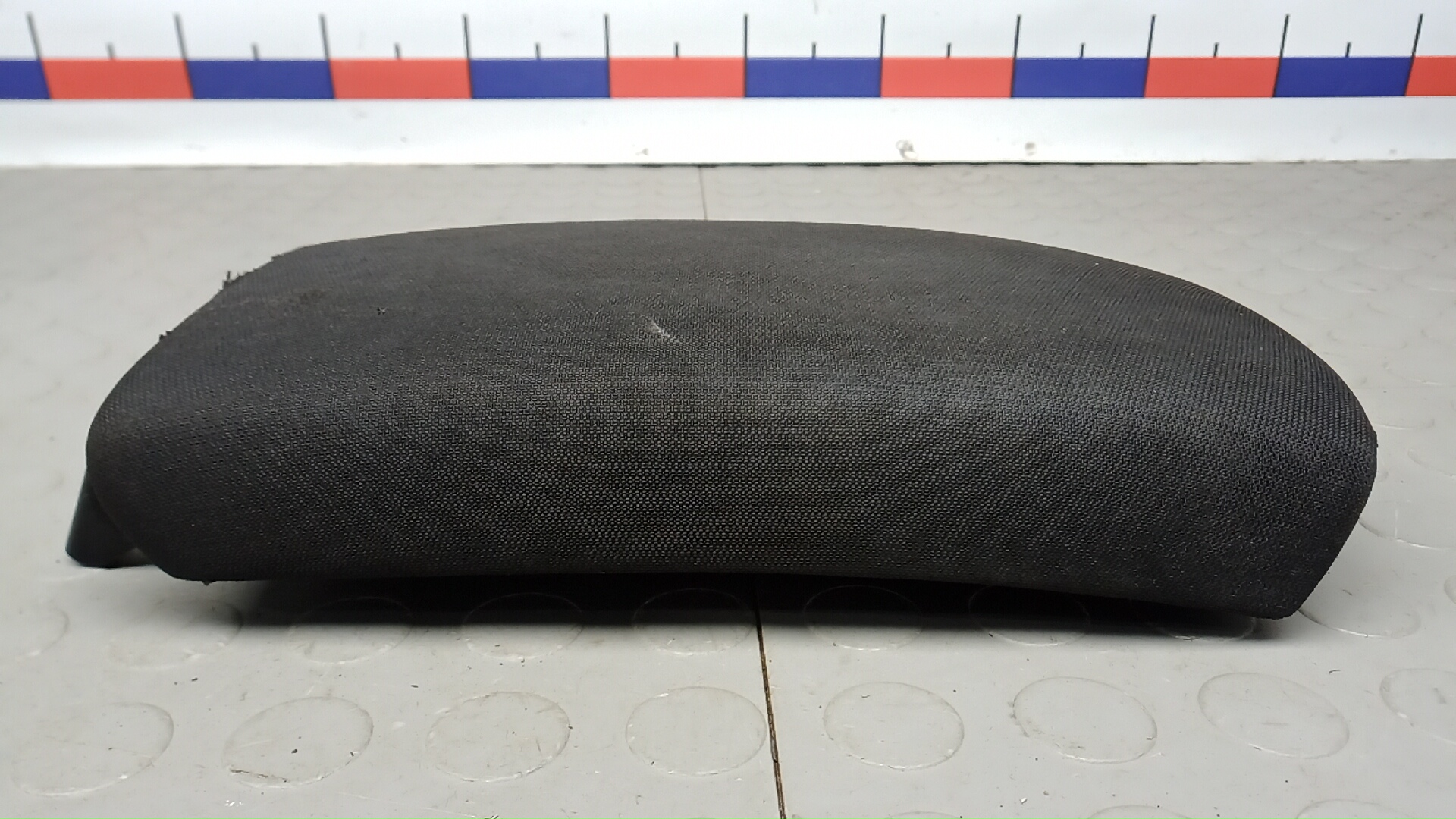 Подлокотник